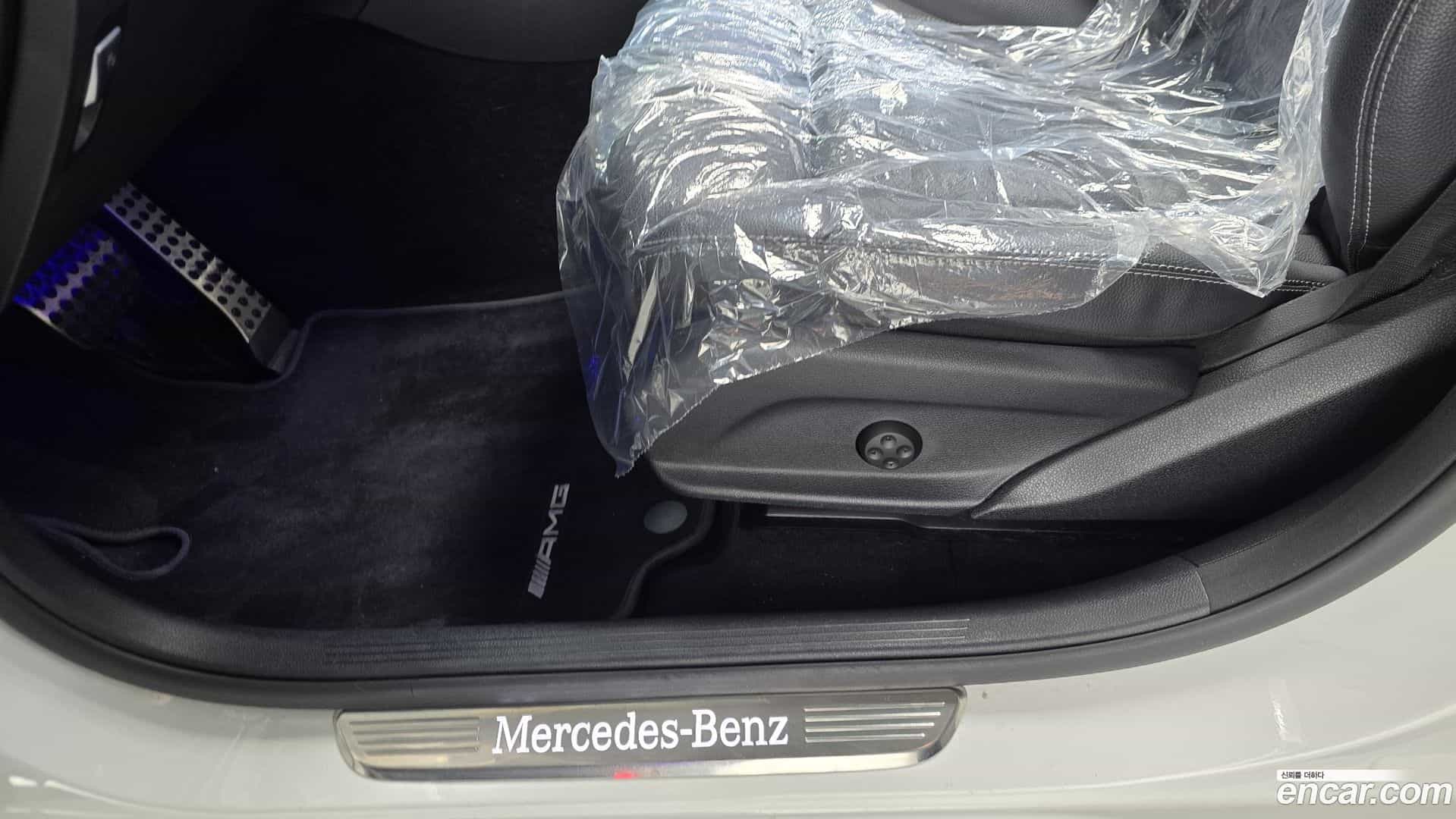 GLC-Class Mercedes-Benz 2020.9-OPTION-046