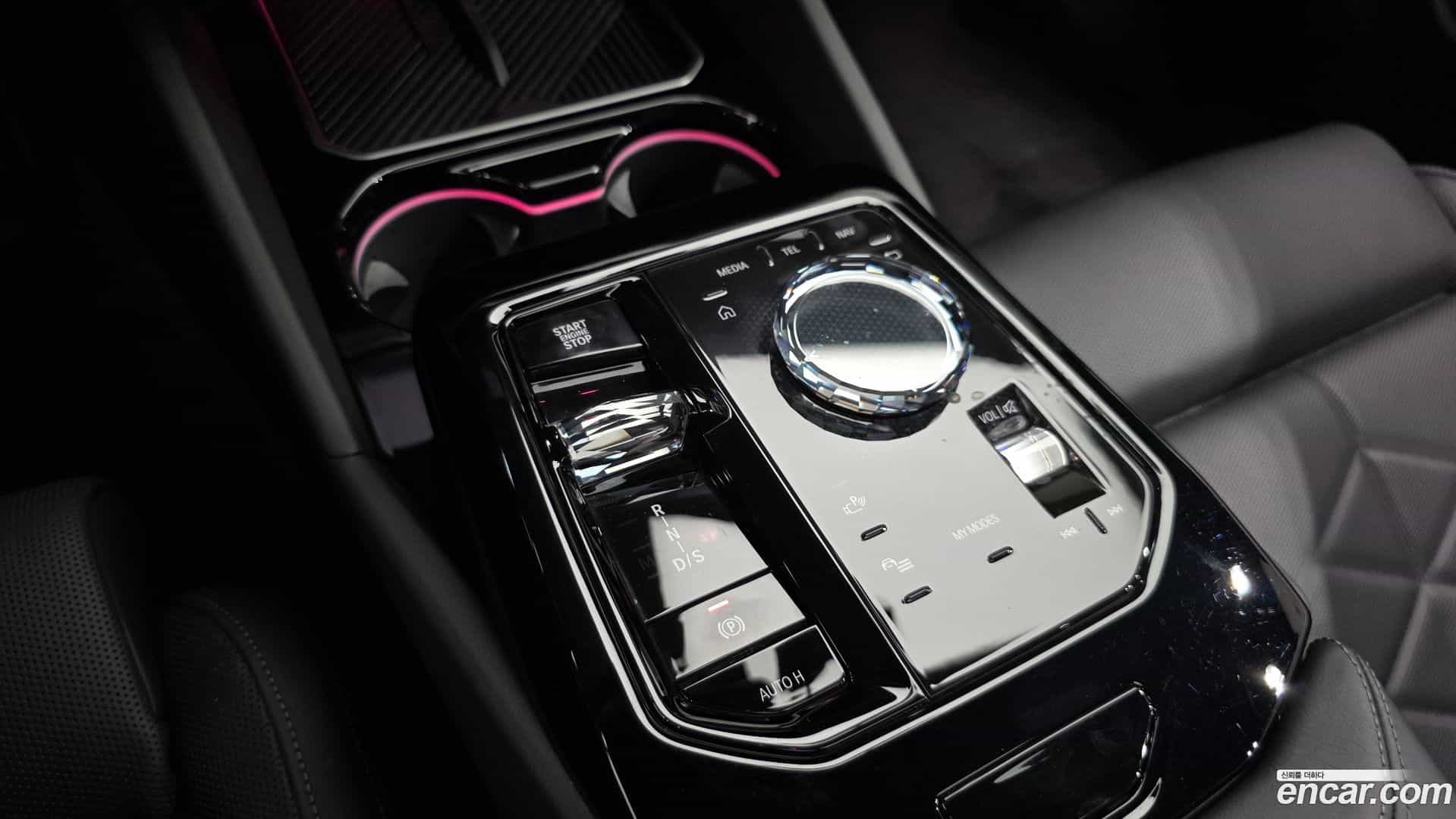 5-Series BMW 2025.2-INNER-009