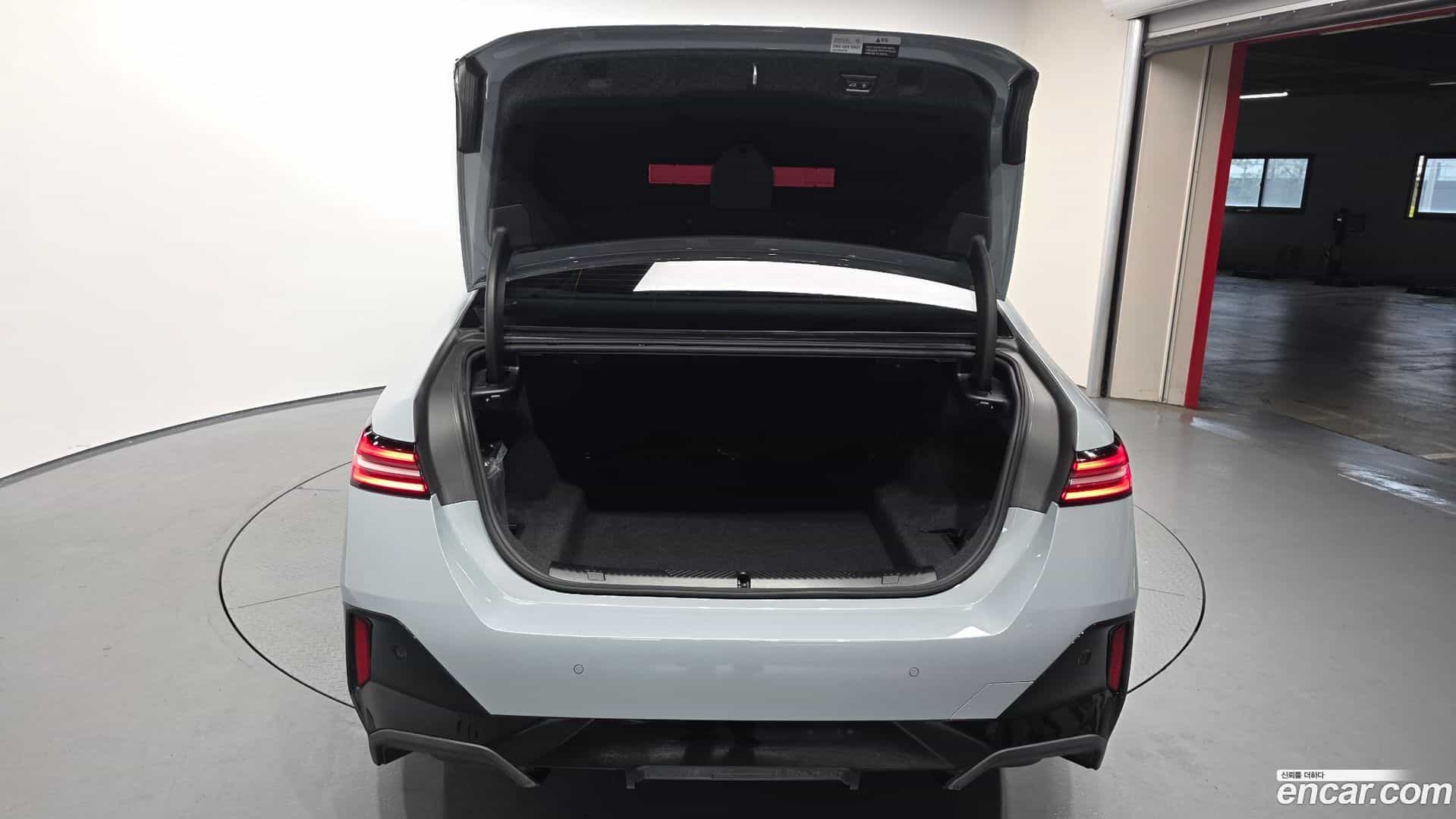 5-Series BMW 2025.2-OPTION-024