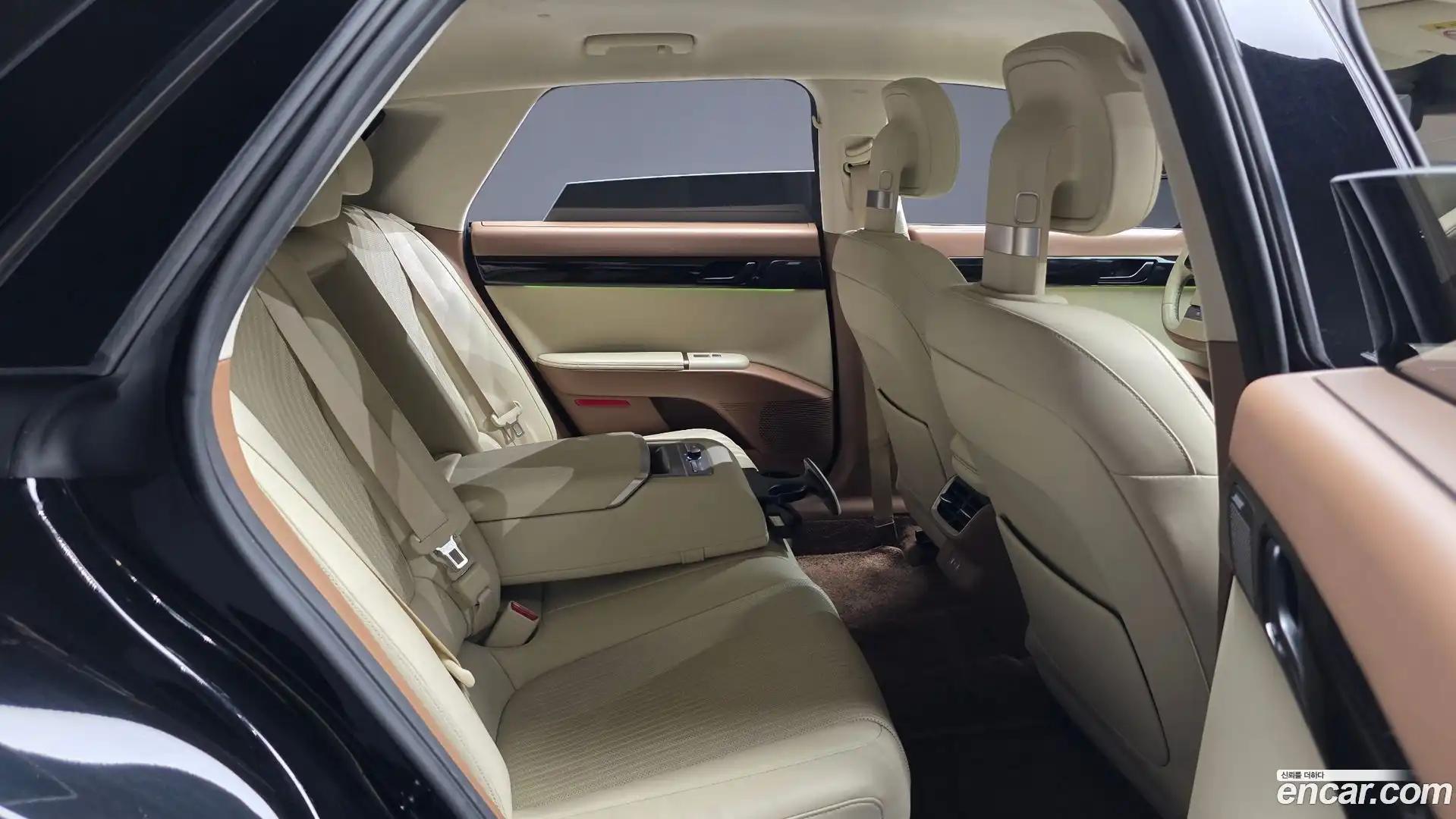 Grandeur Hyundai 2022.11-OPTION-015