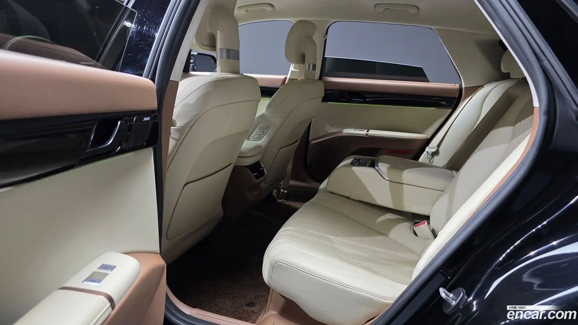 Grandeur Hyundai 2022.11-OPTION-016
