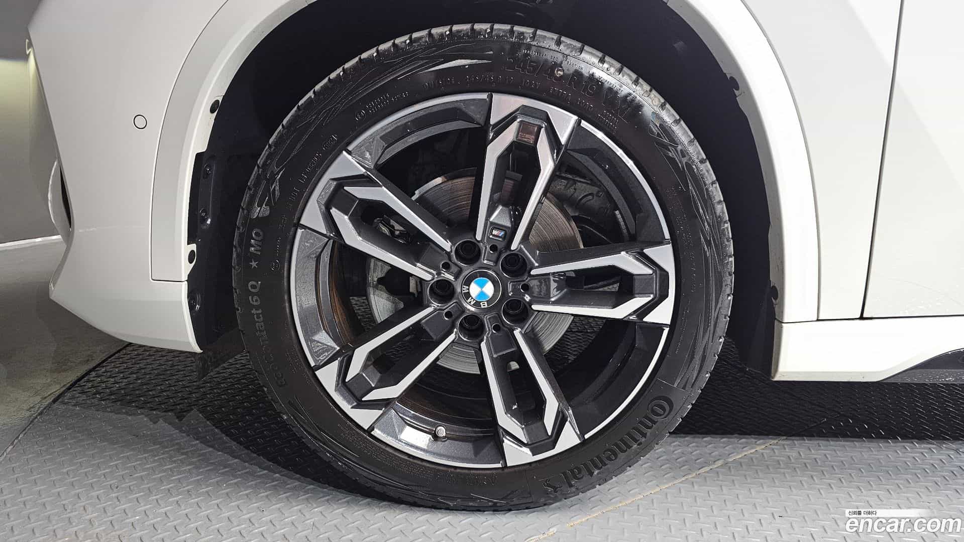 X1 BMW 2025.3-OUTER-005