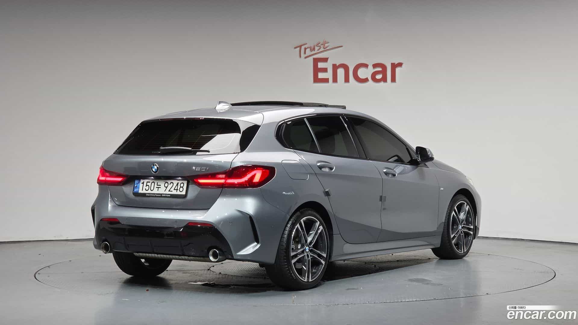 1-Series BMW 2022.7-OUTER-002