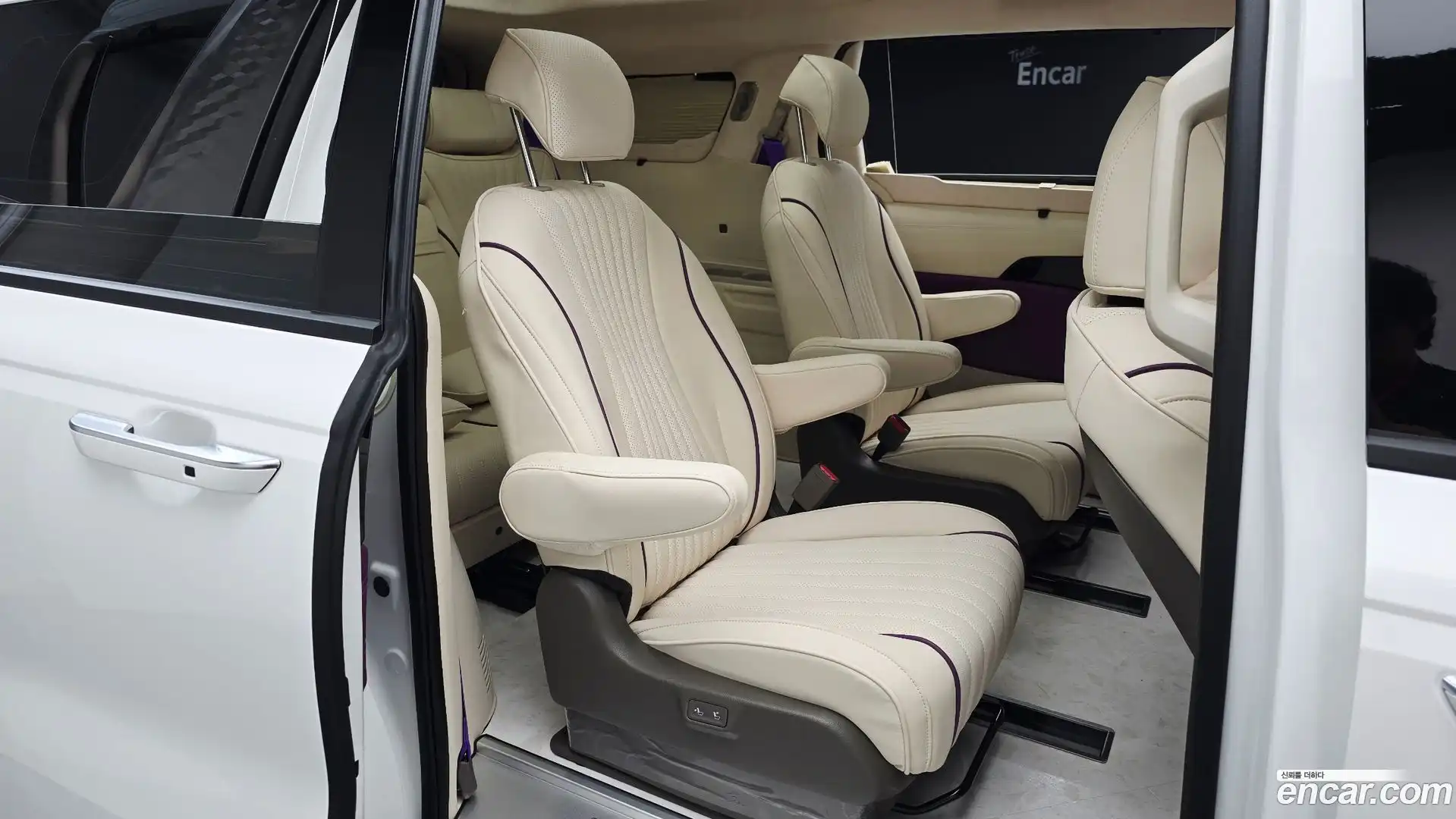 Canival Kia 2025.5-OPTION-016