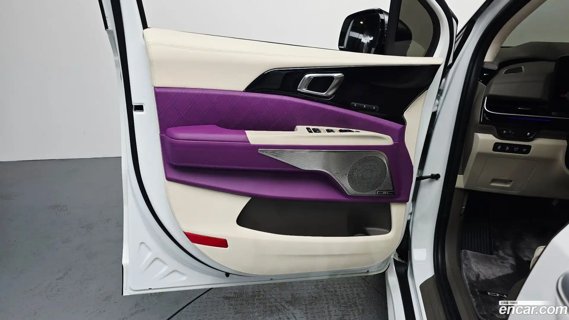 Canival Kia 2025.5-INNER-034