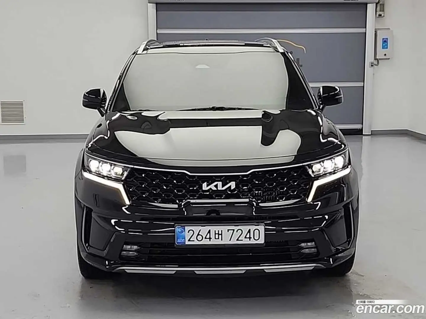 Main__Slider__Photo:Sorento Kia 2022.0-0