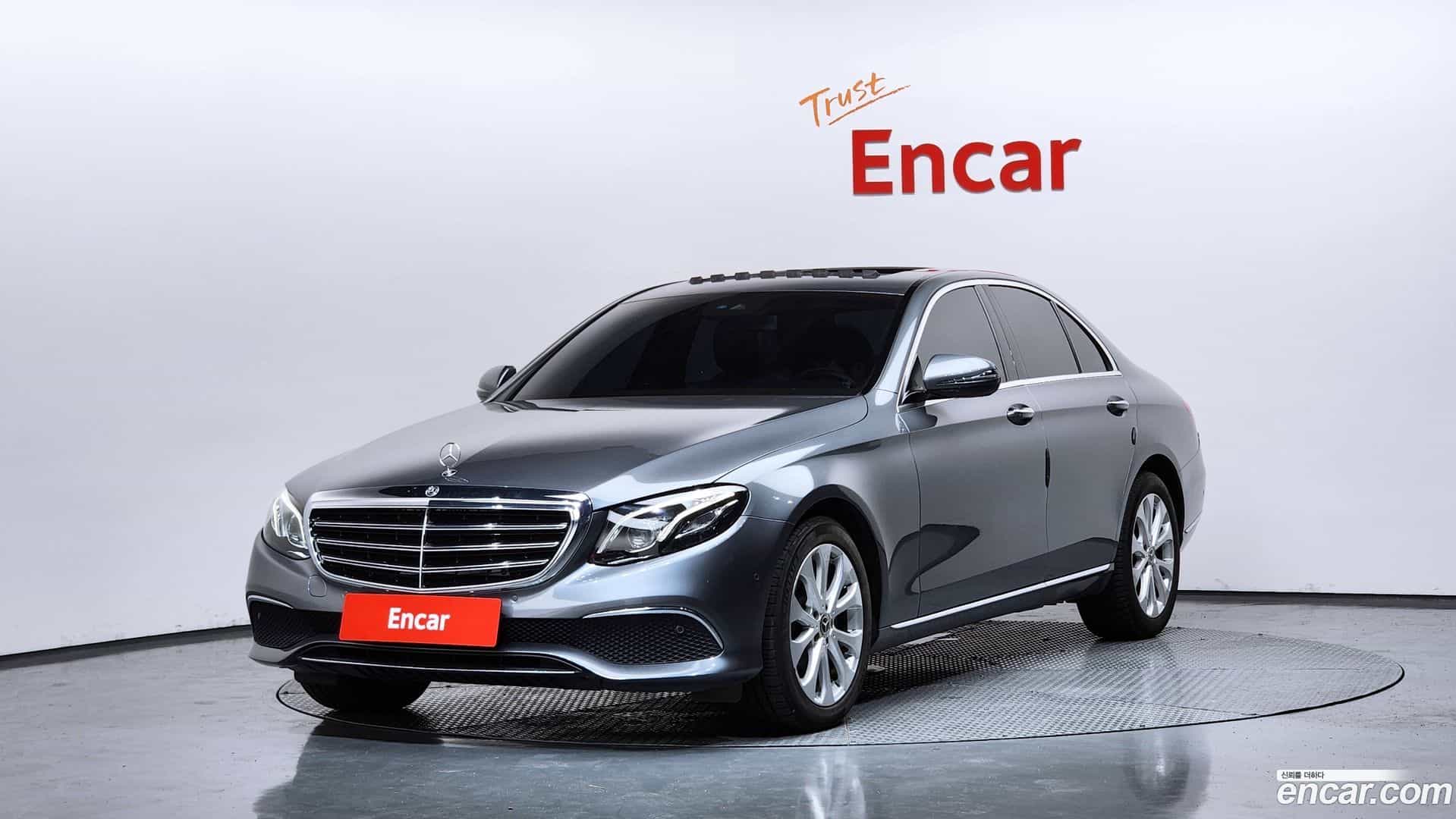 E-Class Mercedes-Benz 2019.8-OUTER-001