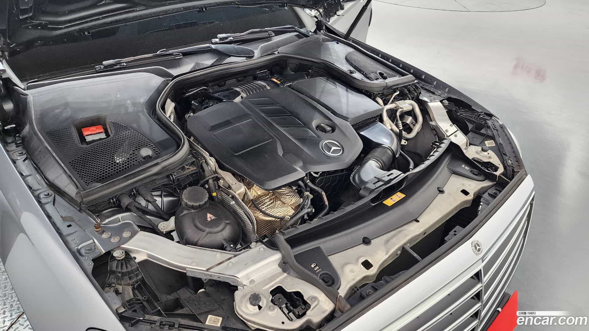 E-Class Mercedes-Benz 2019.8-OUTER-006