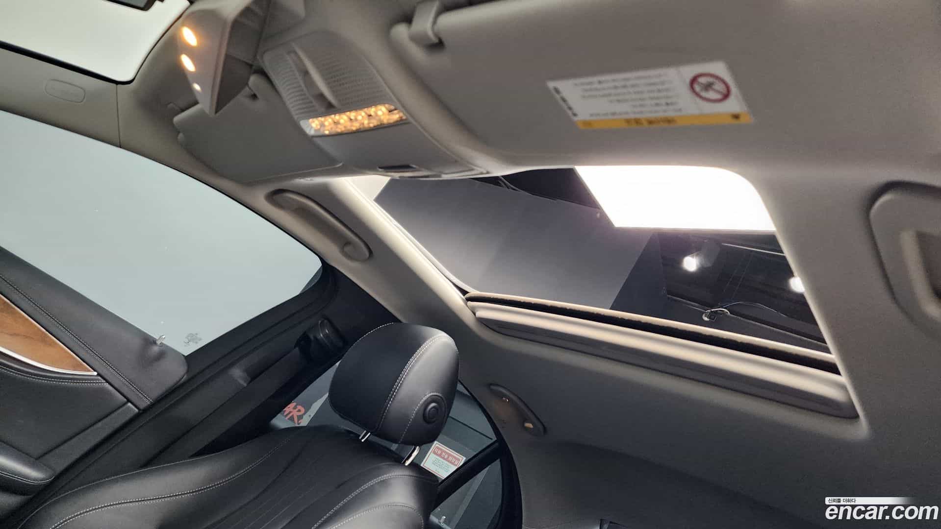 E-Class Mercedes-Benz 2019.8-OPTION-021