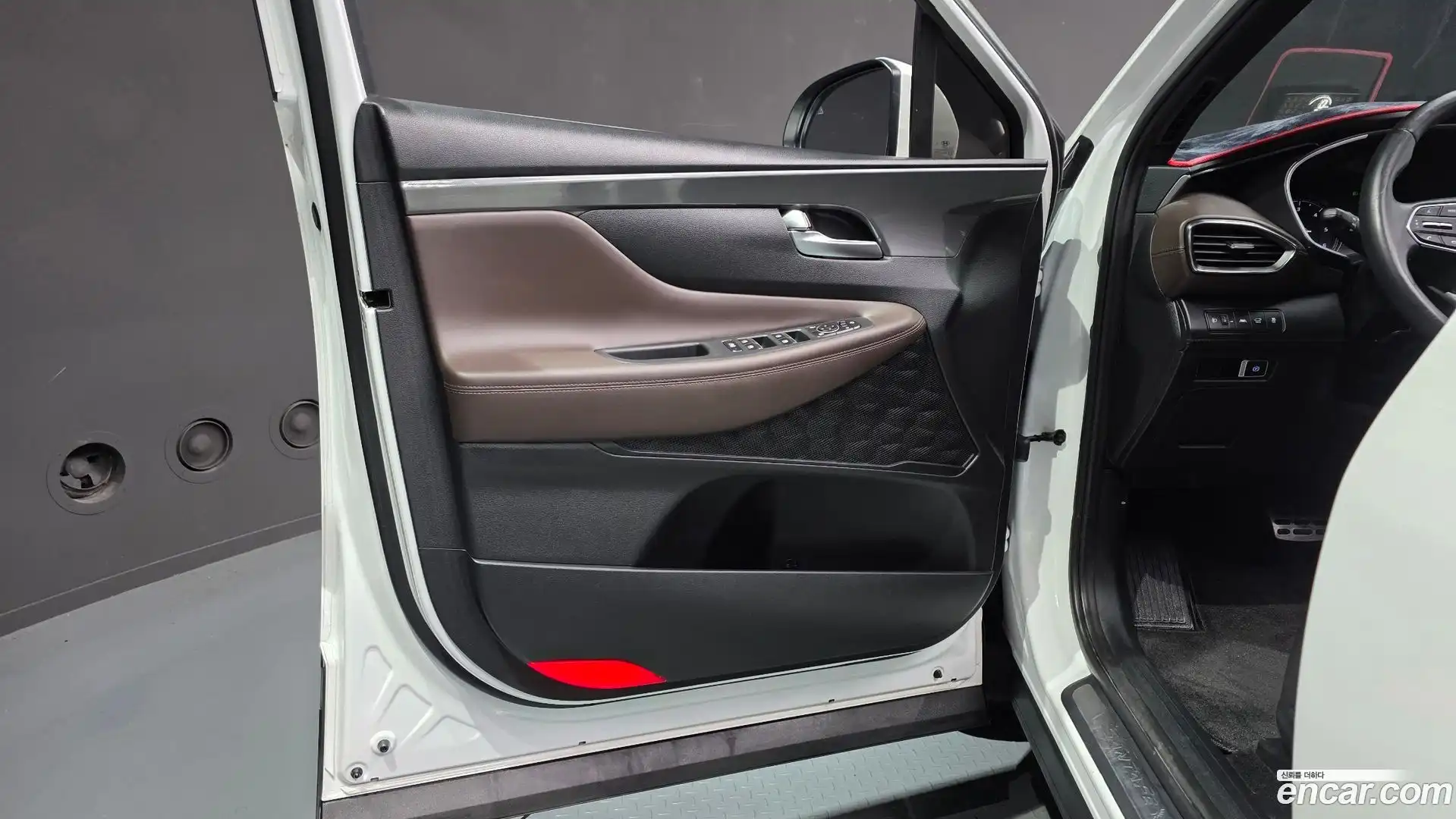 Santafe Hyundai 2022.11-INNER-034