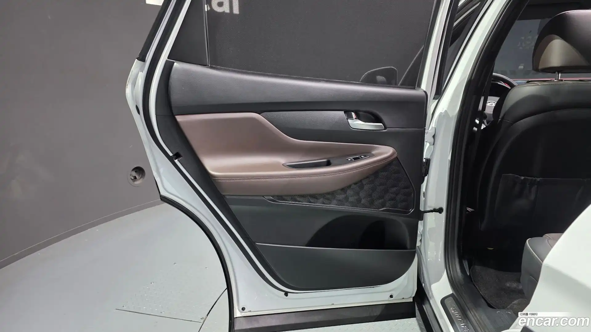 Santafe Hyundai 2022.11-INNER-035