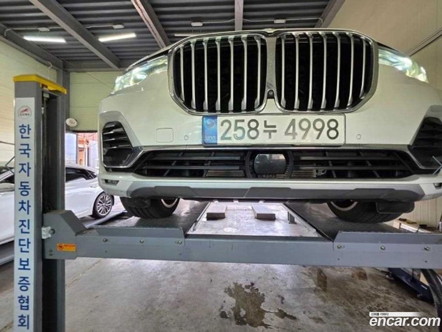 Main__Slider__Photo:X7 BMW 2021.10-0