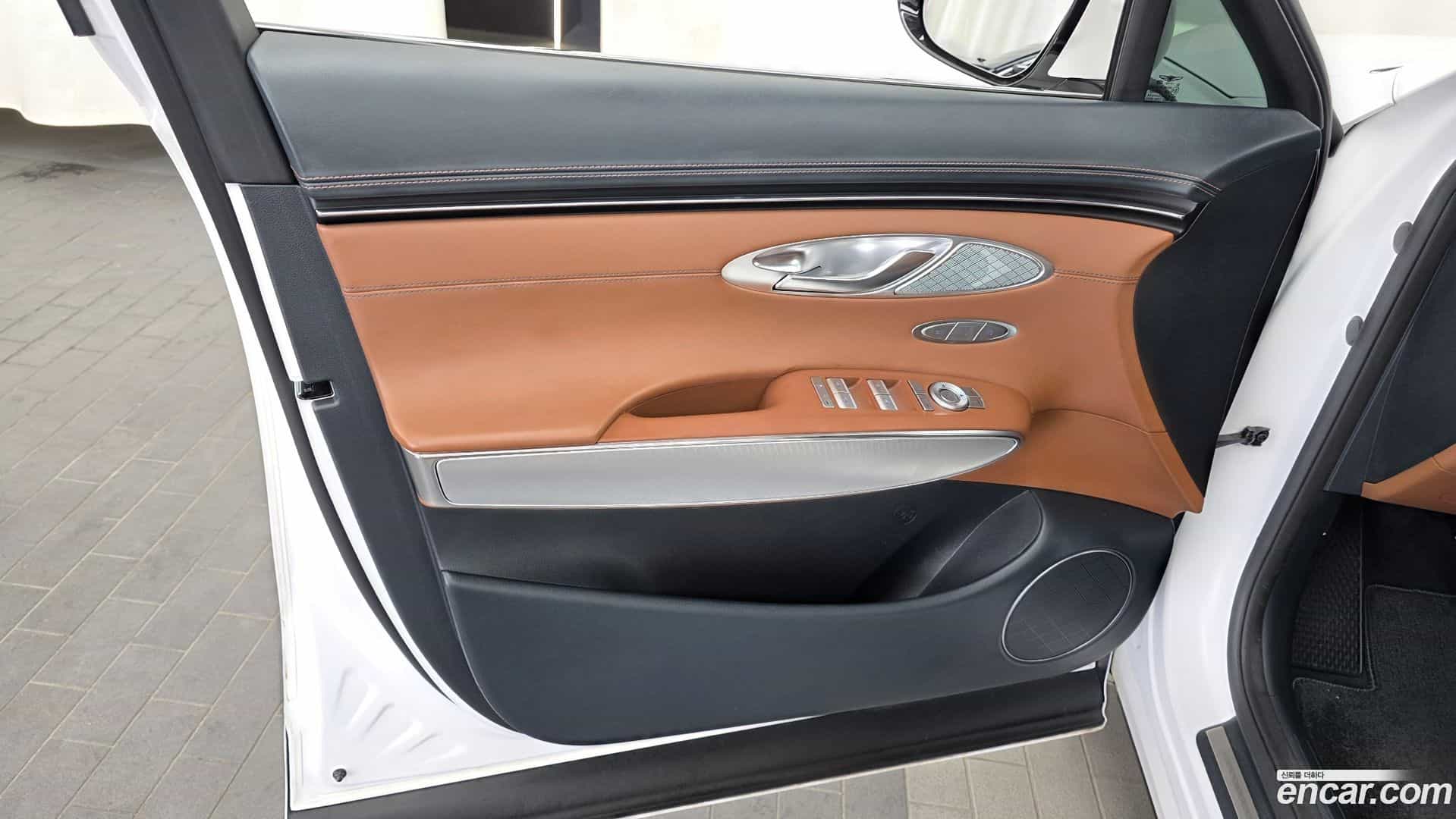 GV70 Genesis 2023.10-INNER-034