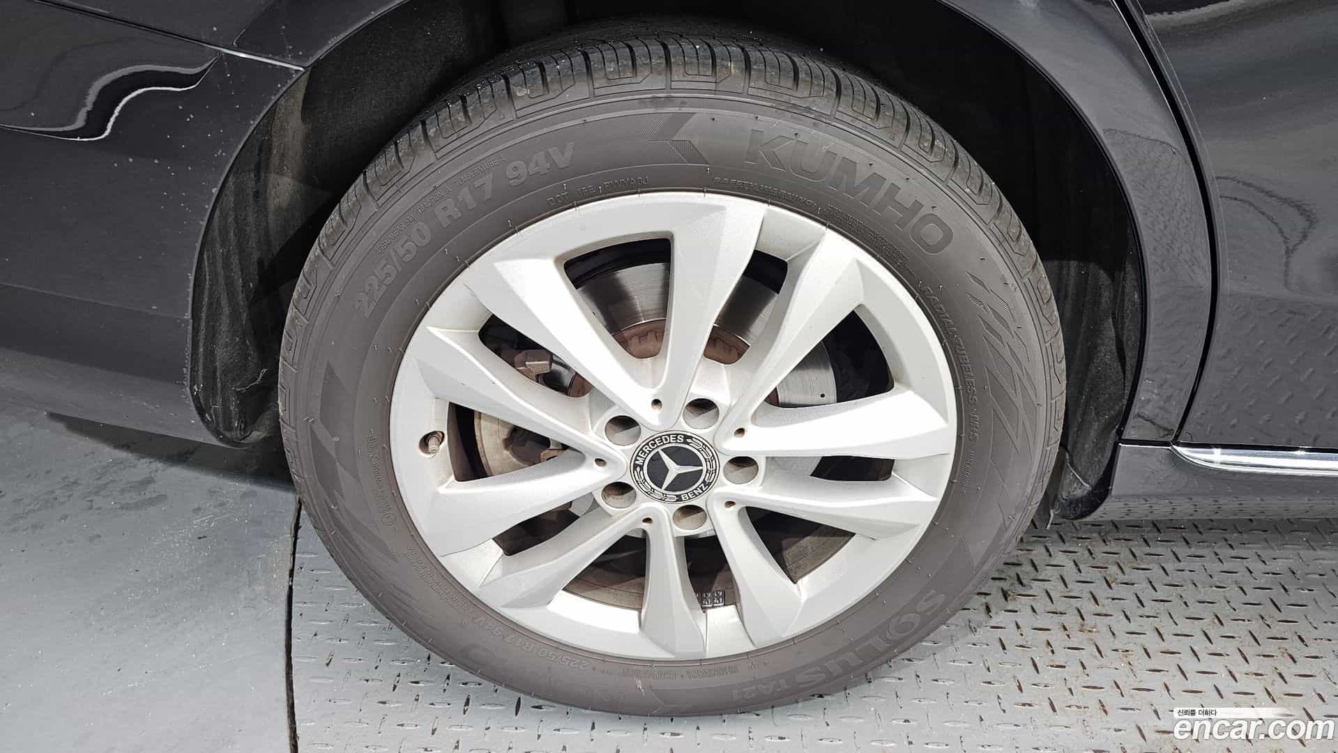 C-Class Mercedes-Benz 2020.3-OUTER-005