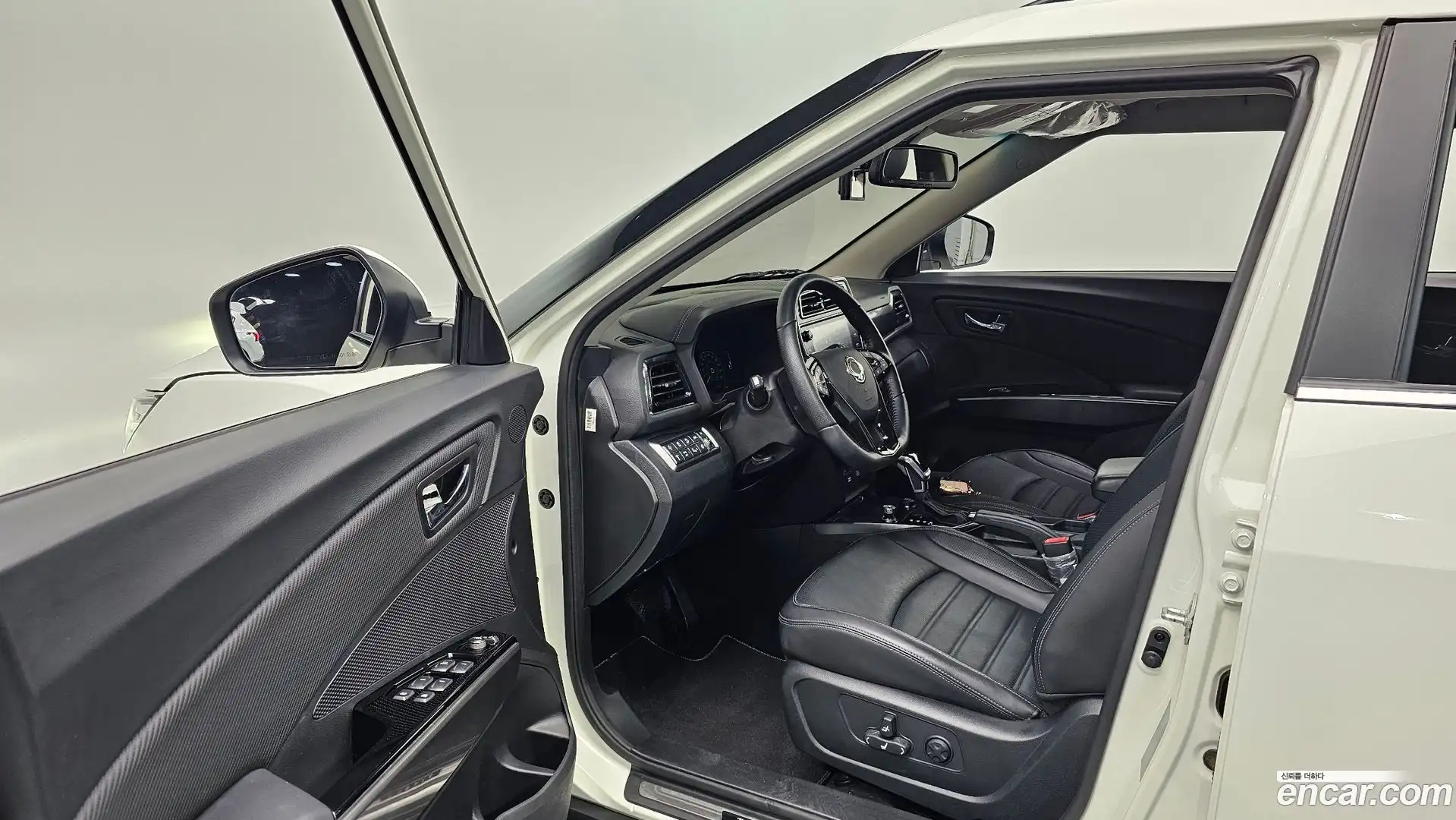 TIBOLI KG Mobility 2020.5-INNER-010