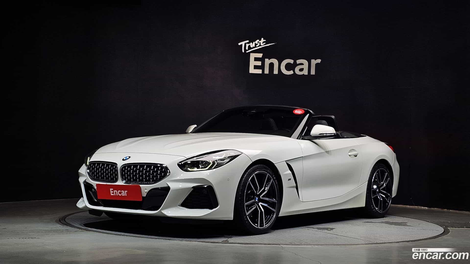 Z4 BMW 2020.1-OUTER-001