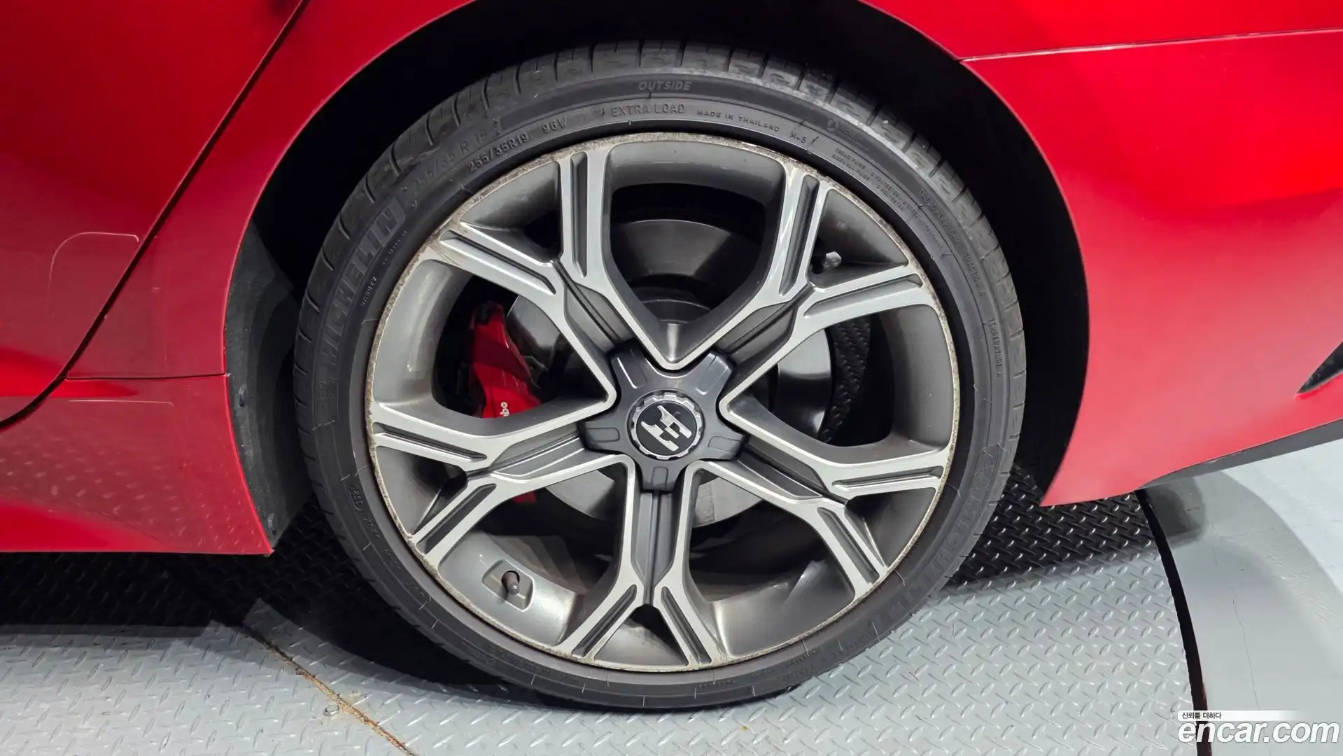 Stinger Kia 2018.6-OUTER-031