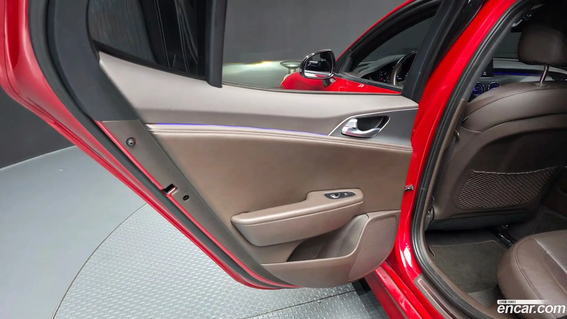 Stinger Kia 2018.6-INNER-035