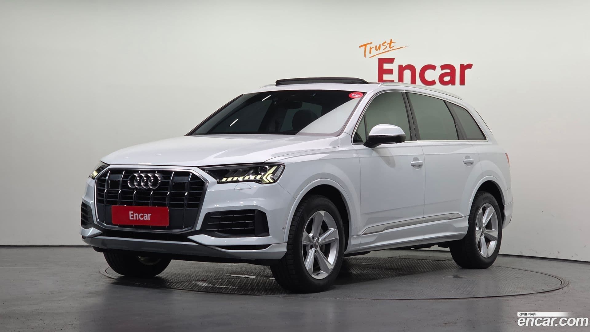 Main__Slider__Photo:Q7 Audi 2021.2-0