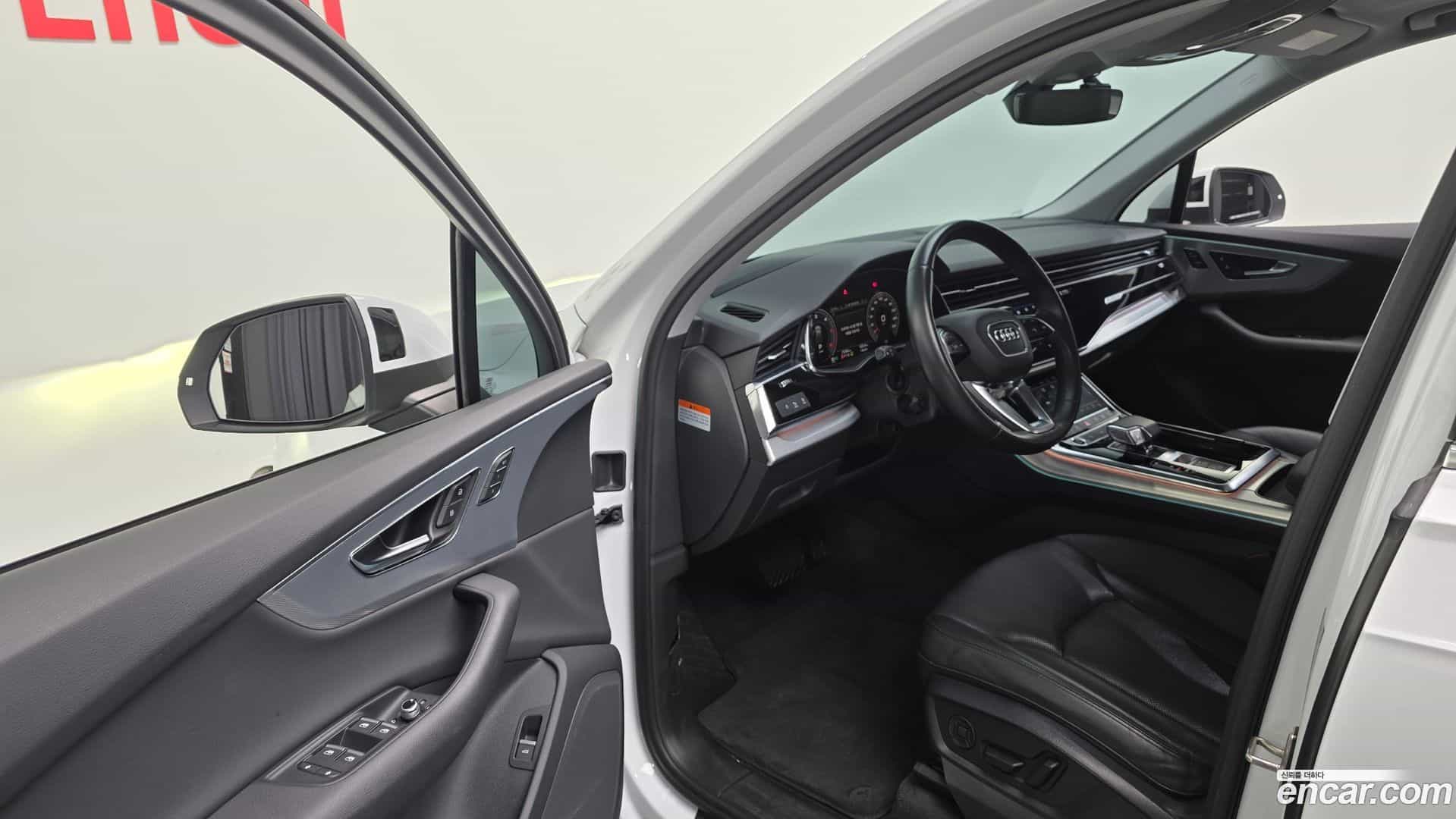 Q7 Audi 2021.2-OPTION-017