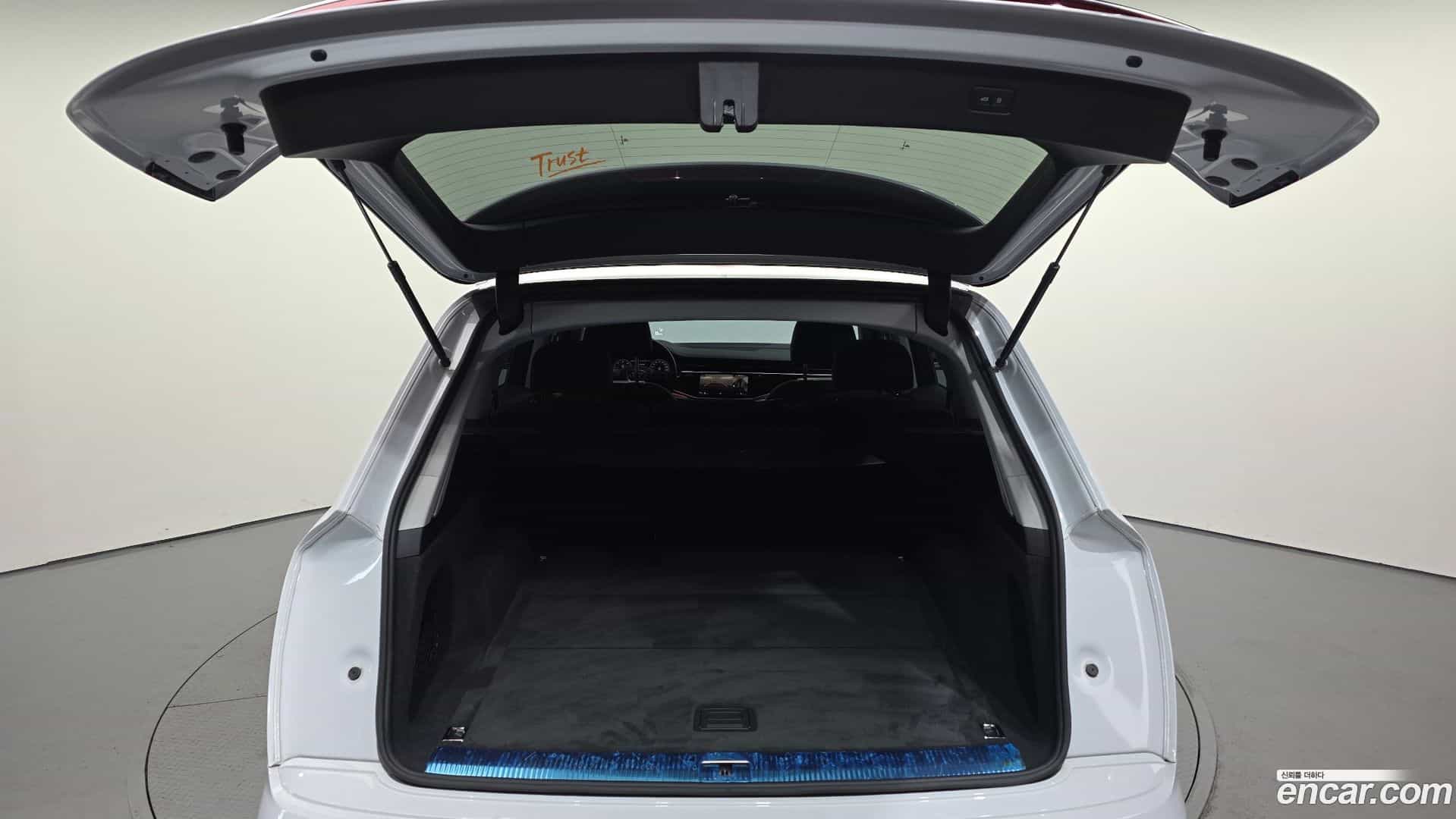Q7 Audi 2021.2-OPTION-024