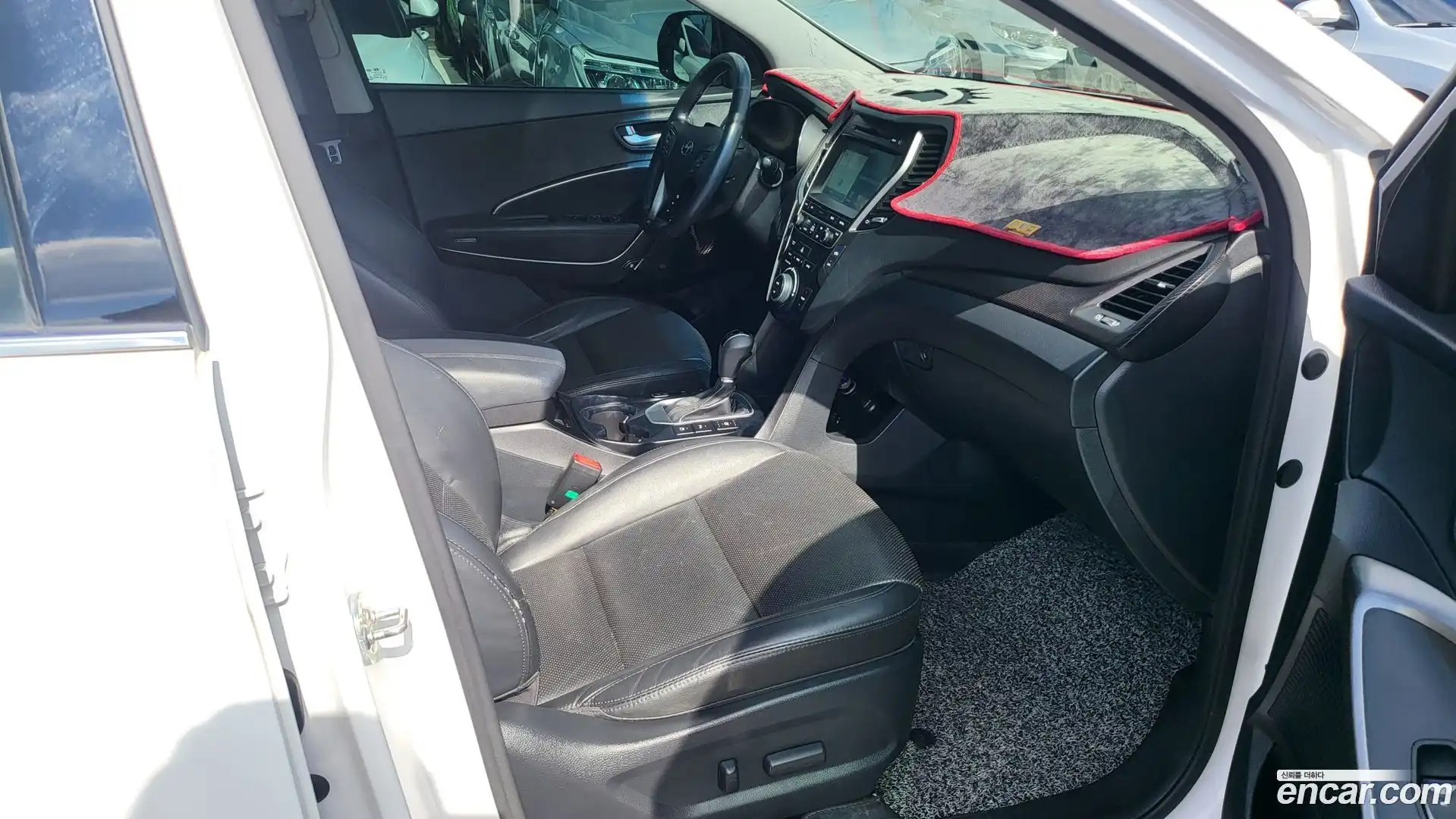 Santafe Hyundai 2015.8-INNER-010