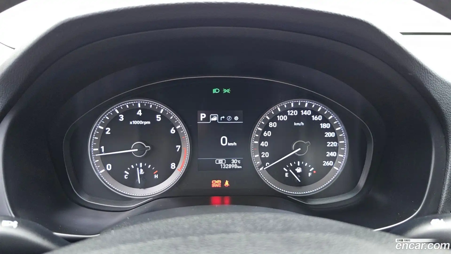 Grandeur Hyundai 2019.3-INNER-008