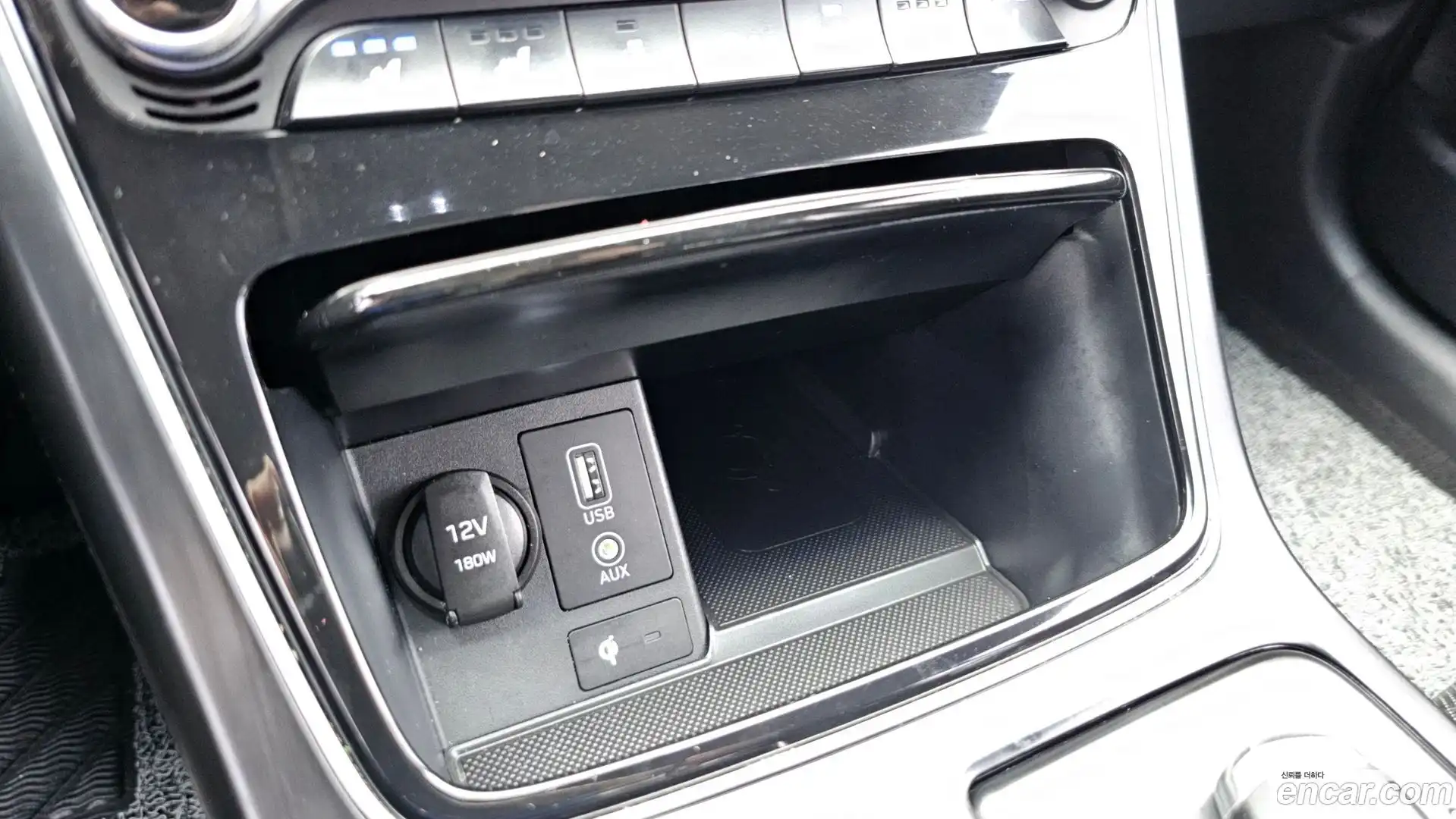 Grandeur Hyundai 2019.3-OPTION-016
