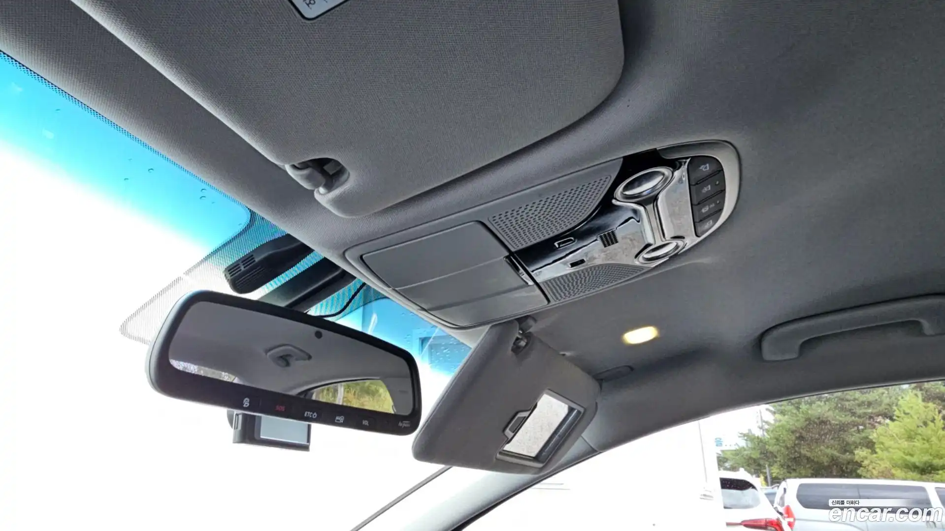 Grandeur Hyundai 2019.3-OPTION-023