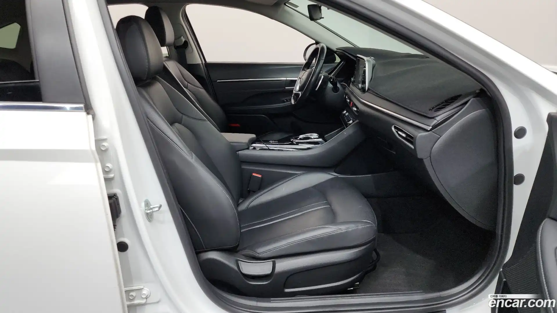 Sonata Hyundai 2022.4-INNER-036