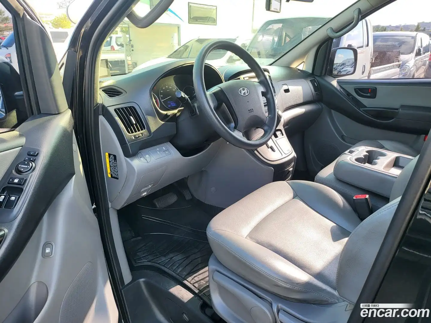 Starex Hyundai 2015.10-OPTION-016