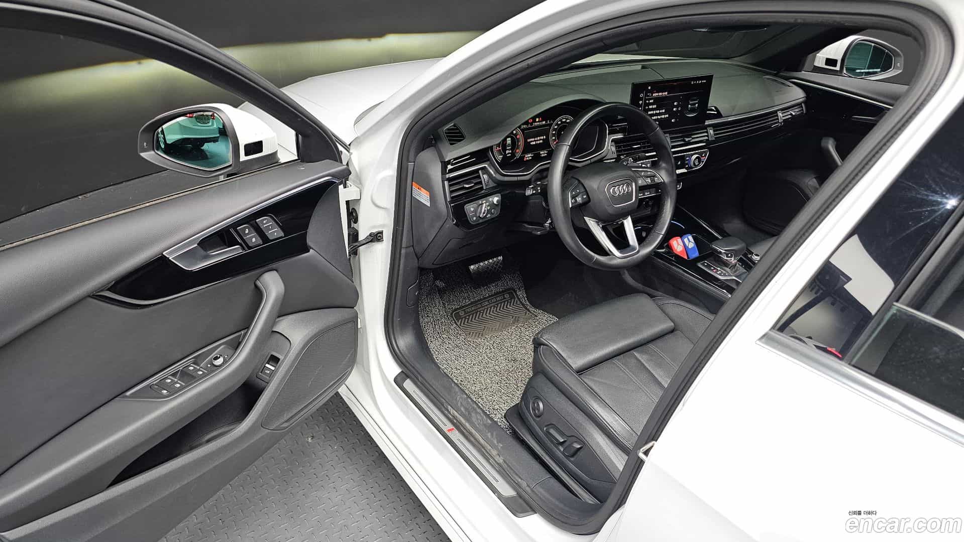 A4 Audi 2021.11-INNER-010