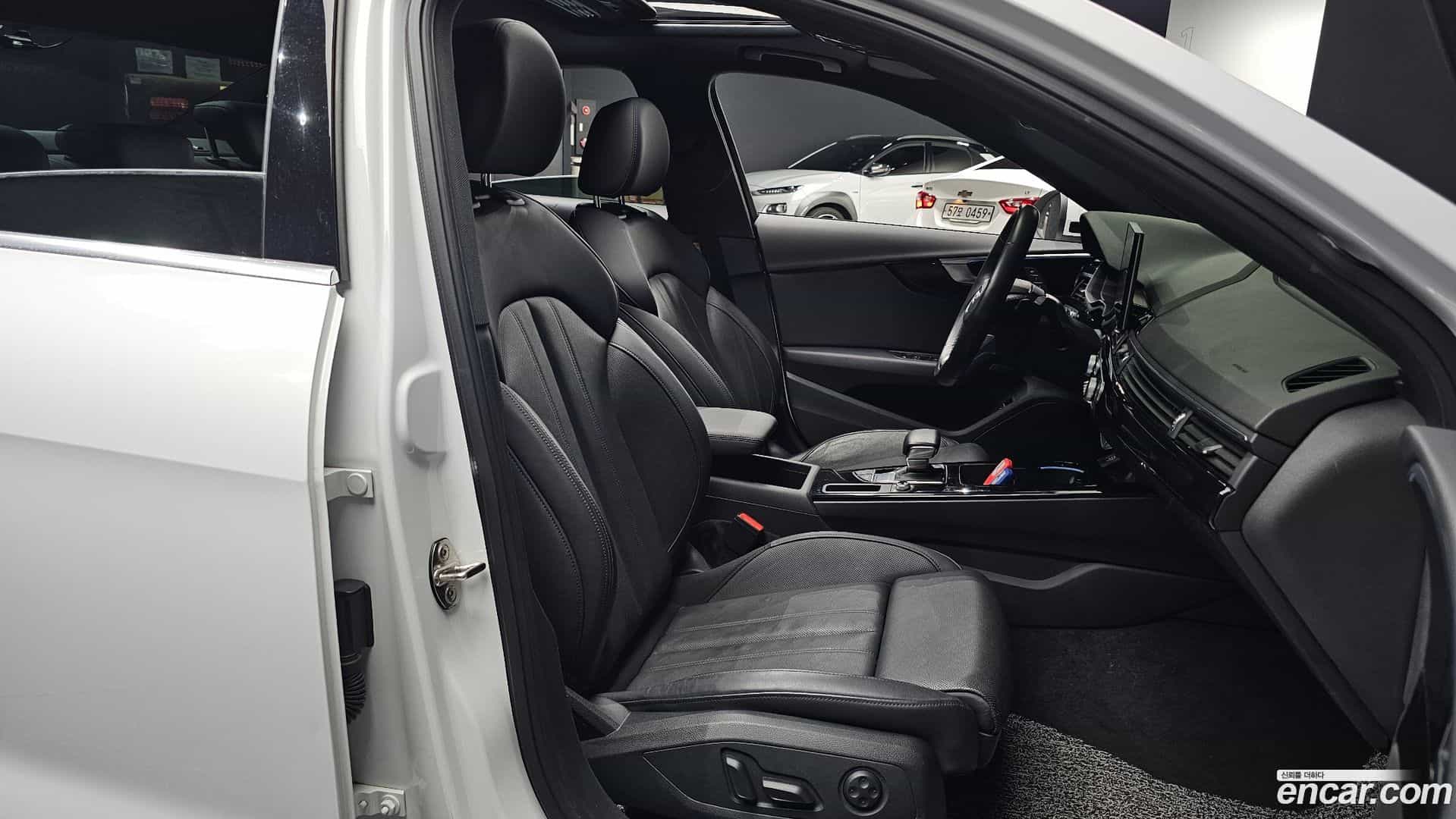 A4 Audi 2021.11-OPTION-015