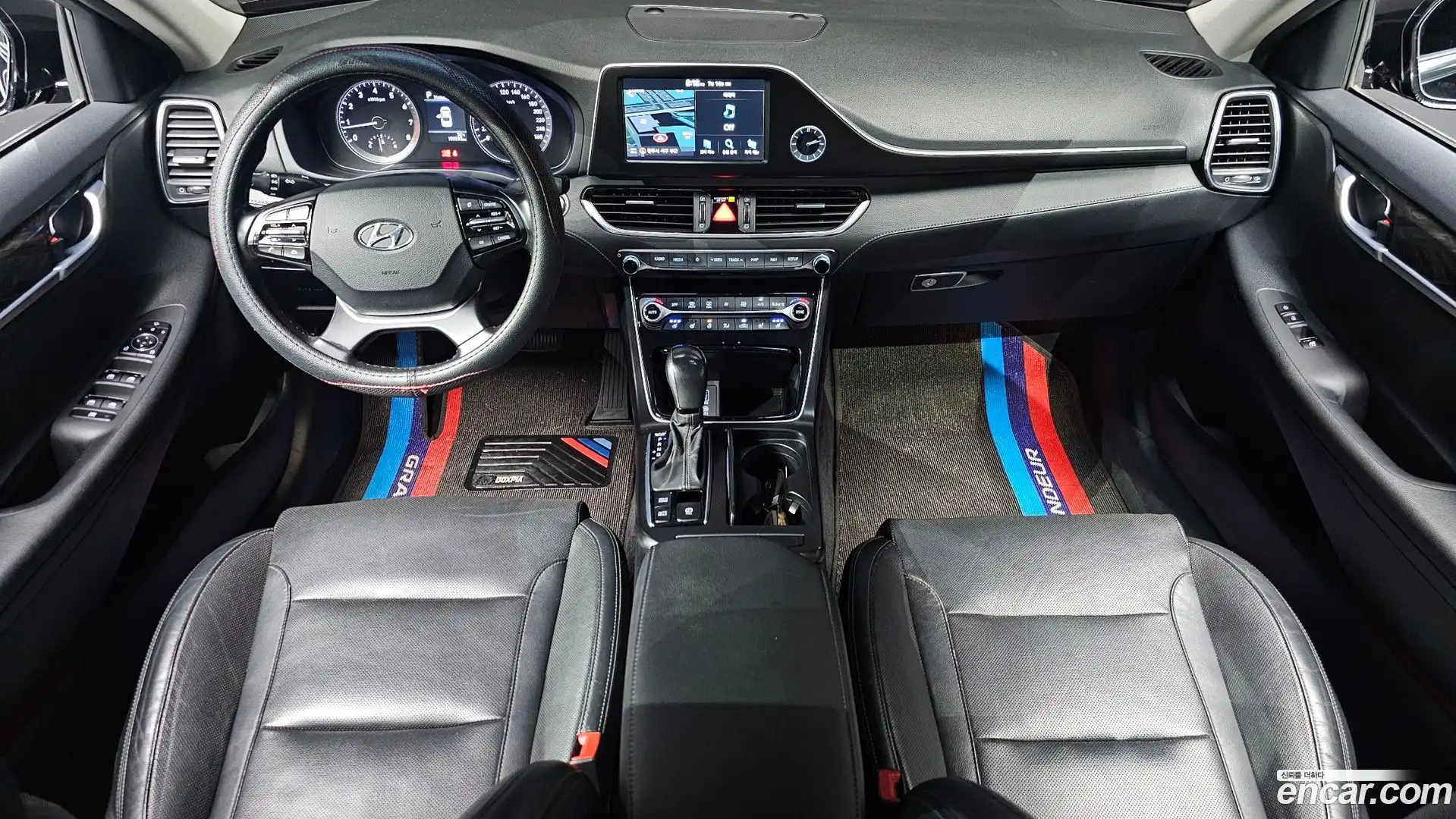 Grandeur Hyundai 2017.10-INNER-007
