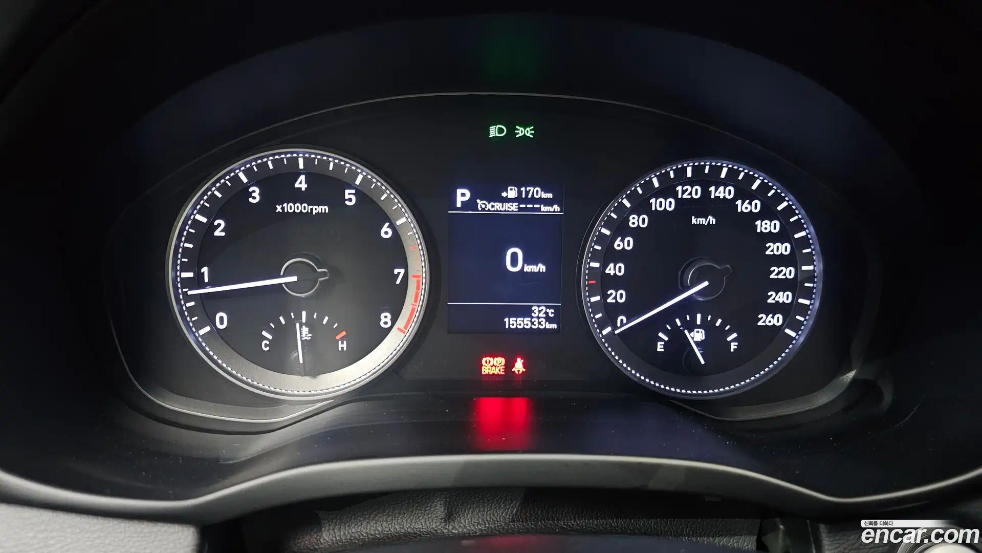 Grandeur Hyundai 2017.10-INNER-008