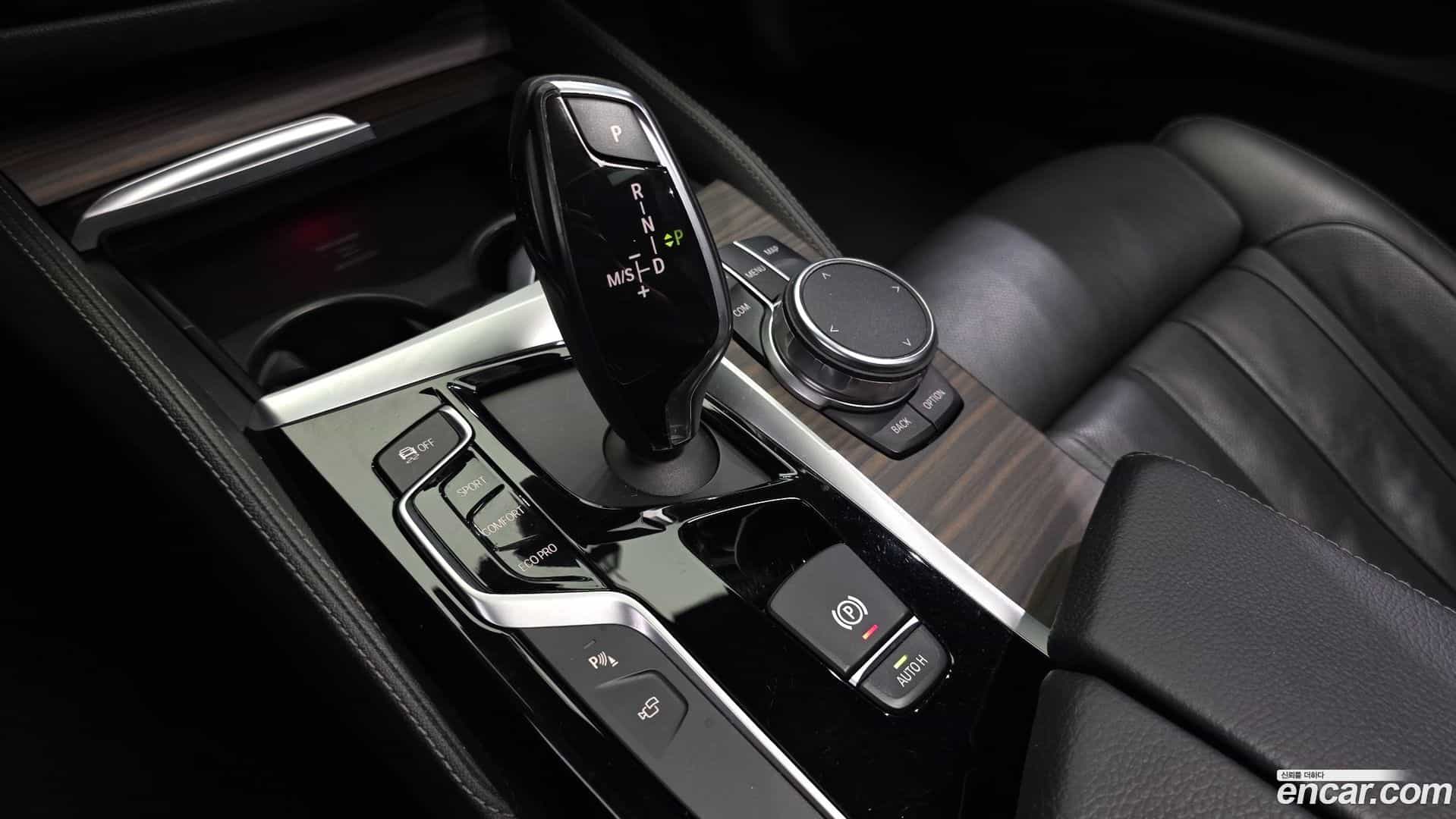 5-Series BMW 2017.7-INNER-009