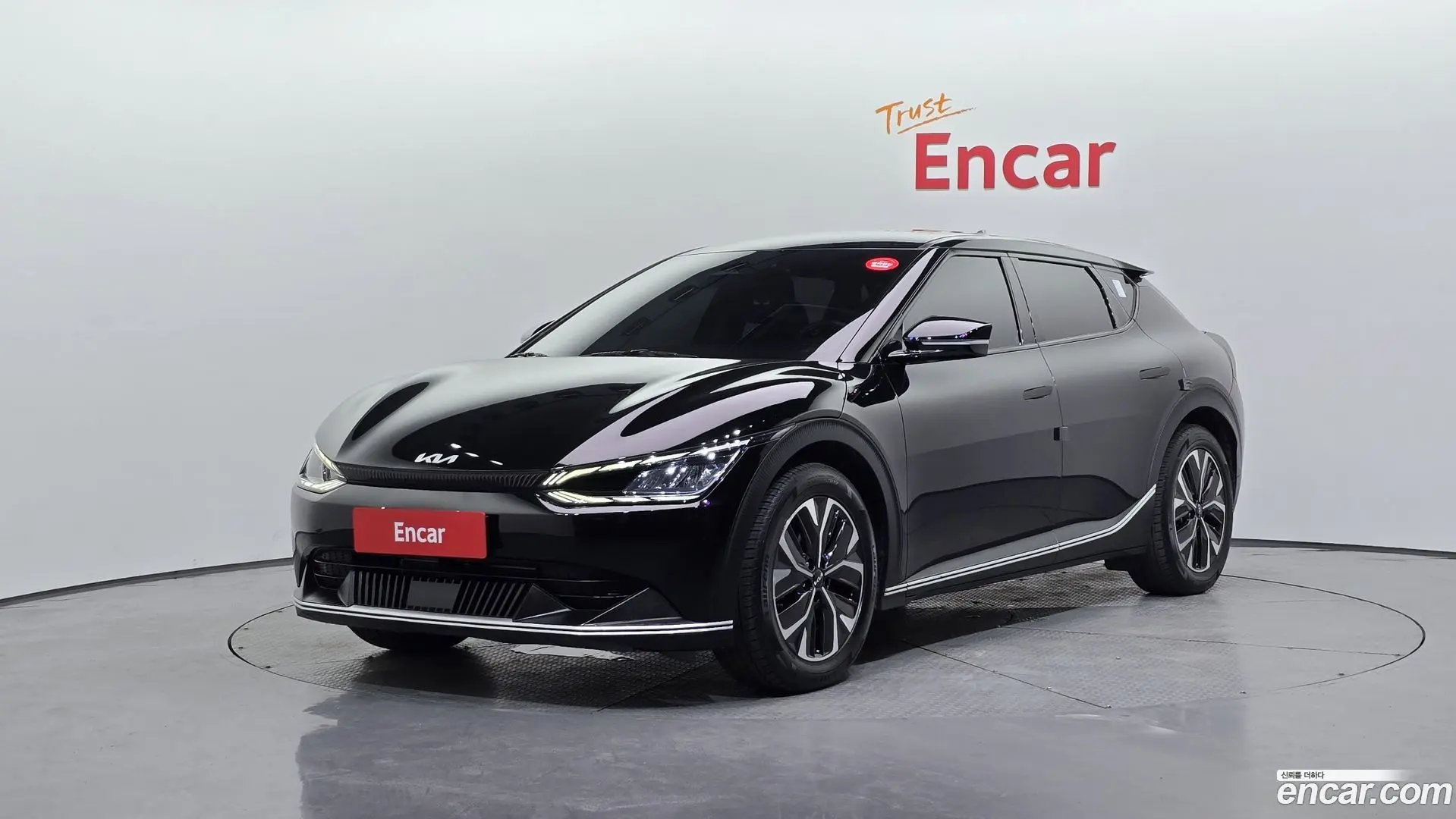 Main__Slider__Photo:EV6 Kia 2021.9-0