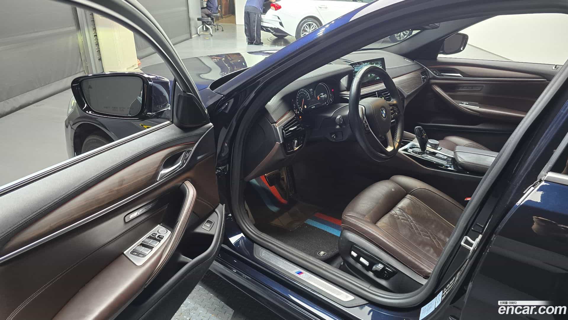 5-Series BMW 2017.10-INNER-010