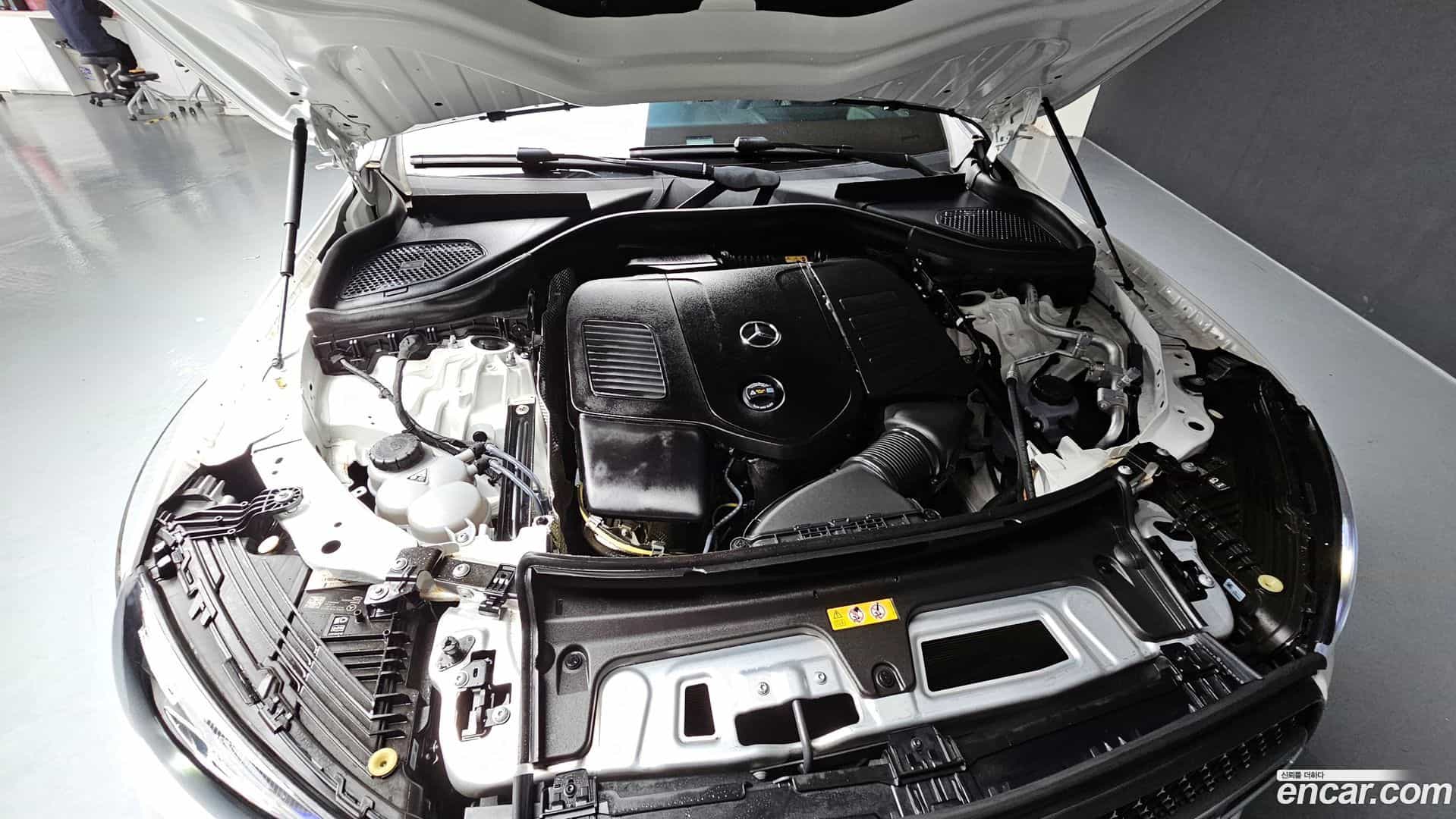 GLC-Class Mercedes-Benz 2025.2-OUTER-006