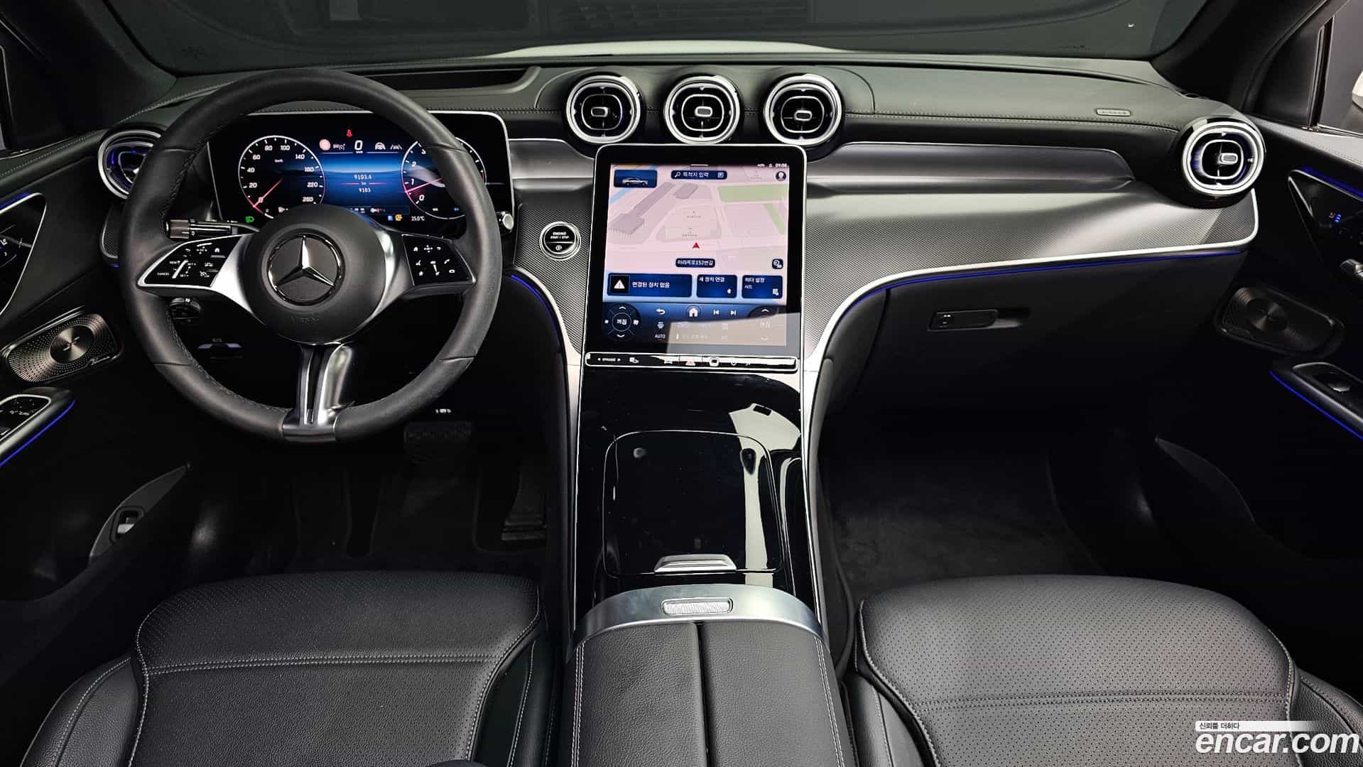GLC-Class Mercedes-Benz 2025.2-INNER-007
