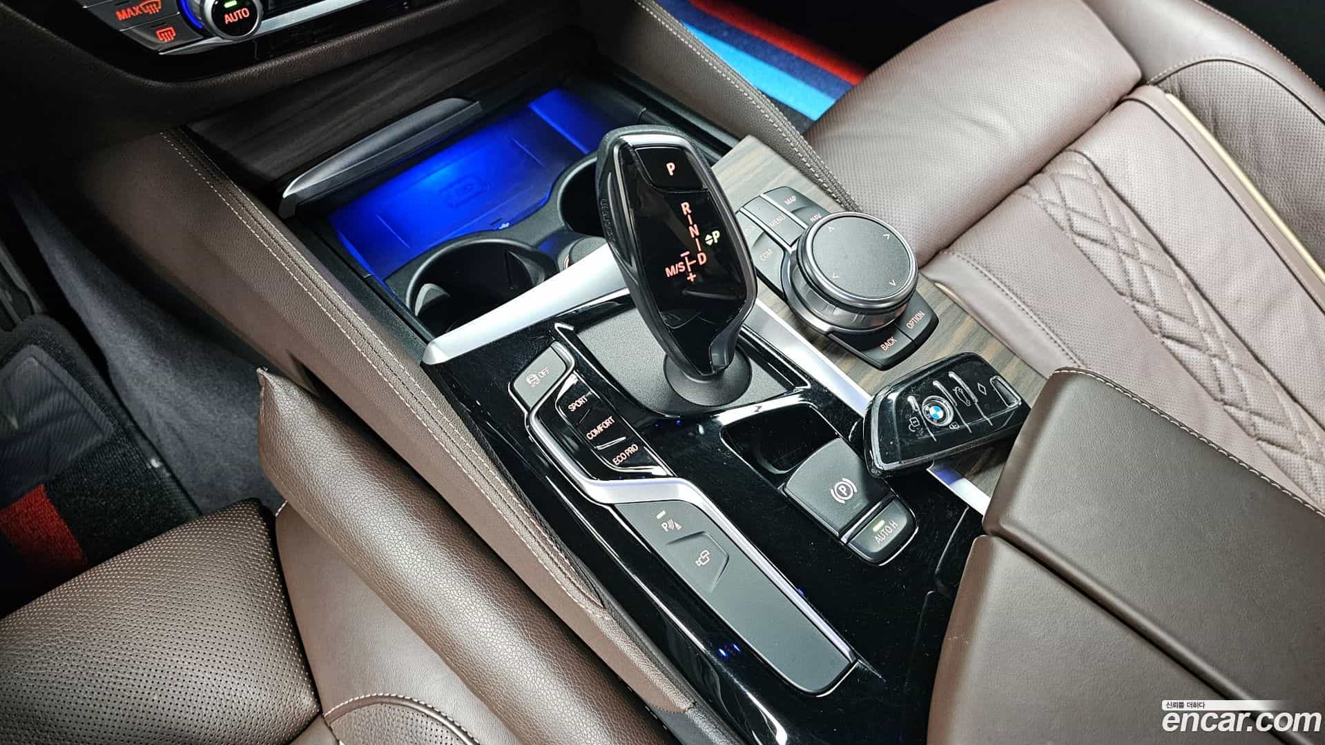 5-Series BMW 2020.4-INNER-009