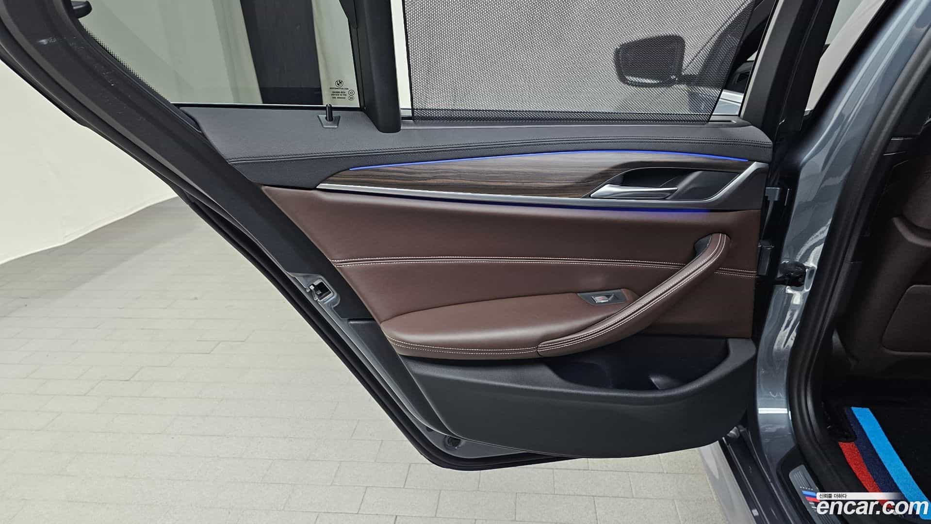 5-Series BMW 2020.4-INNER-035