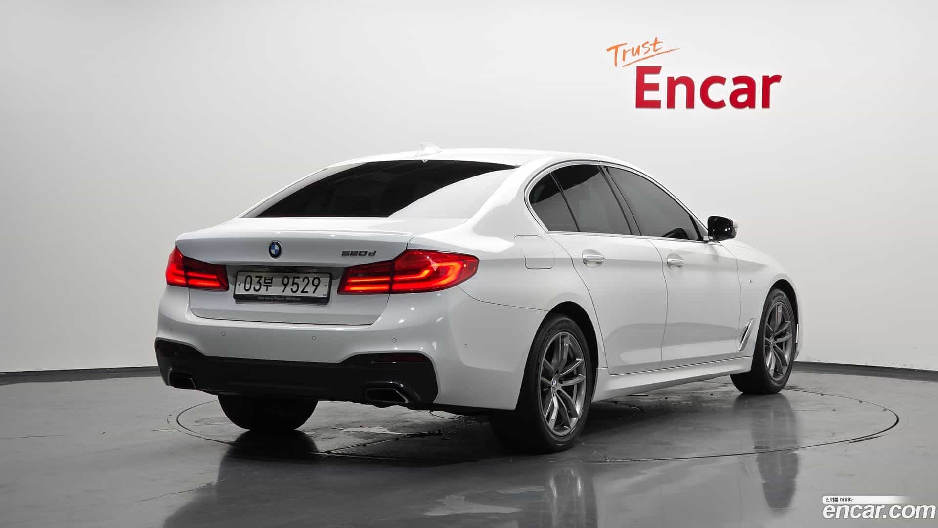 5-Series BMW 2017.11-OUTER-002