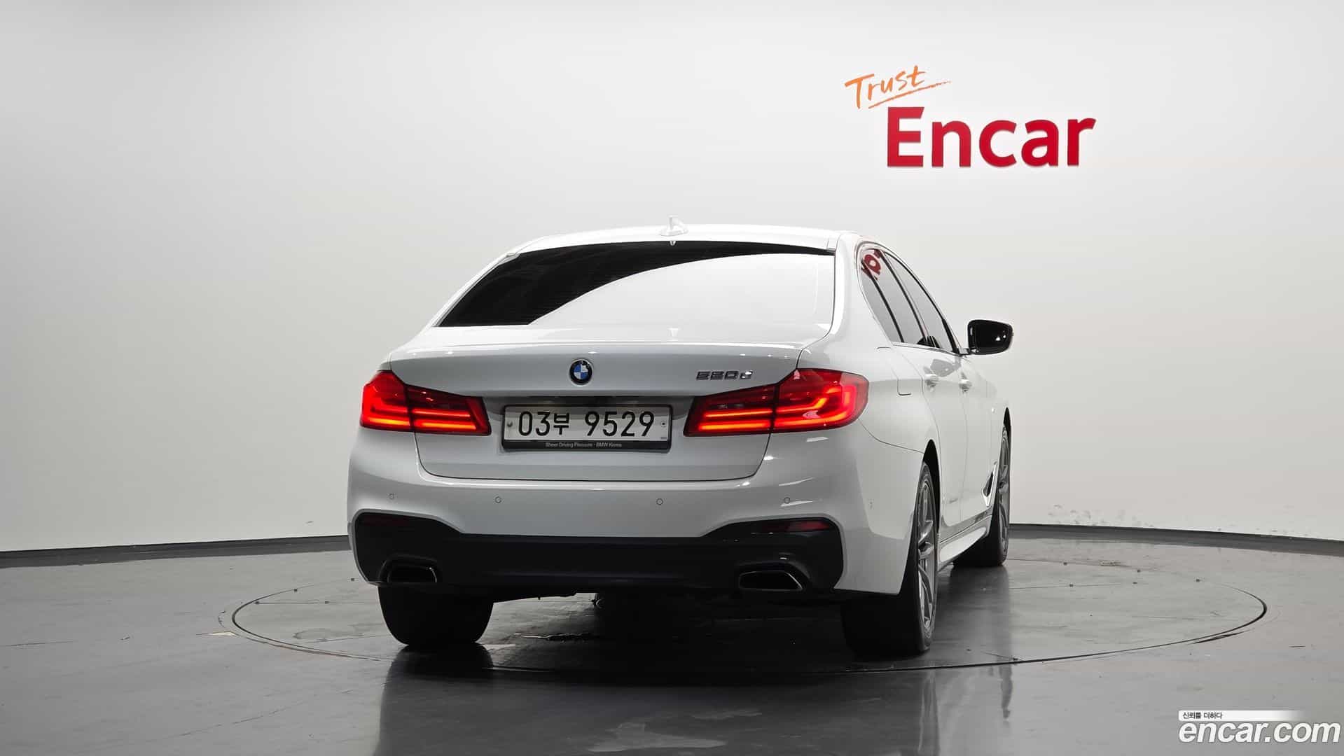 5-Series BMW 2017.11-OUTER-004