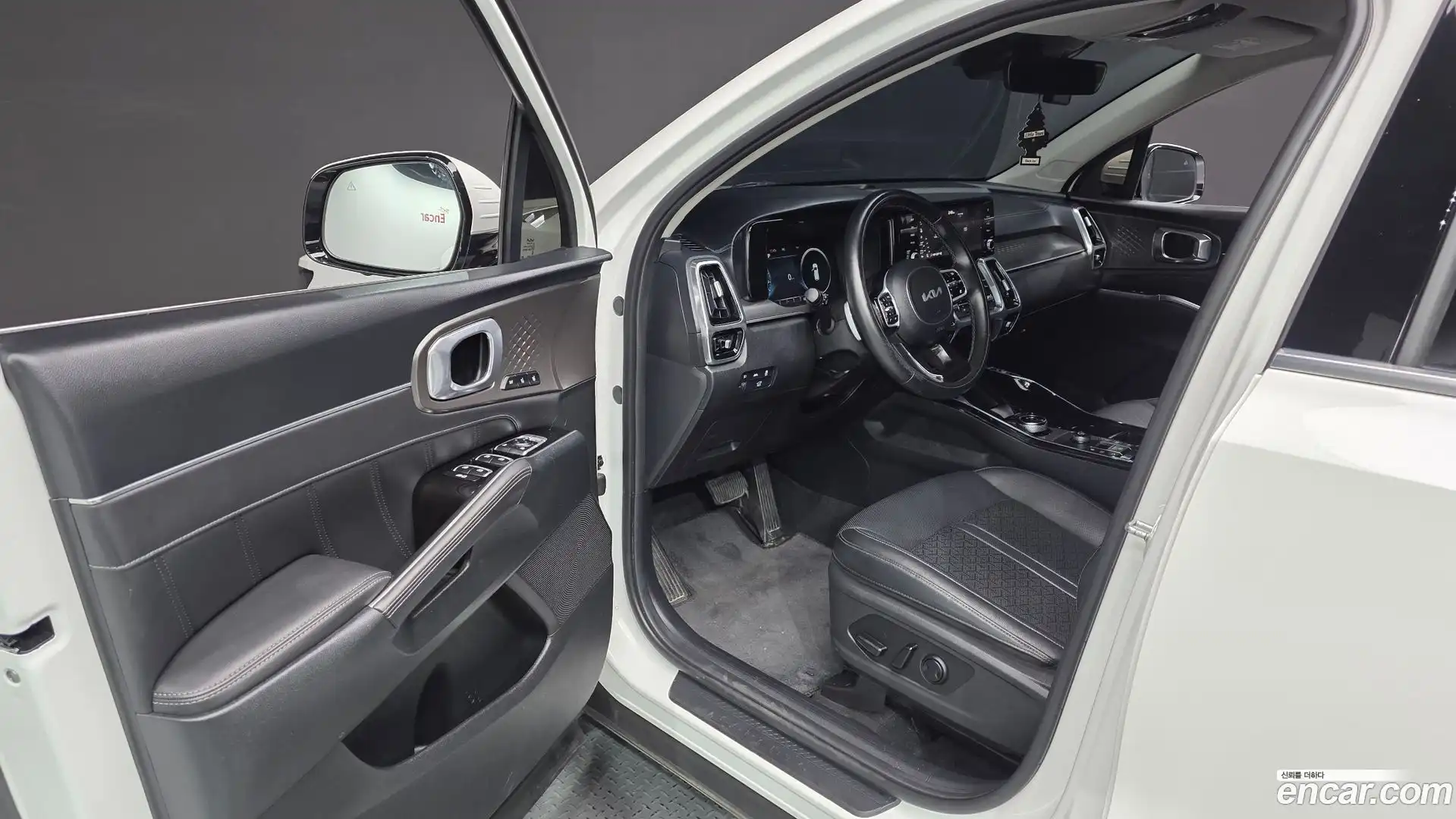 Sorento Kia 2023.6-INNER-010
