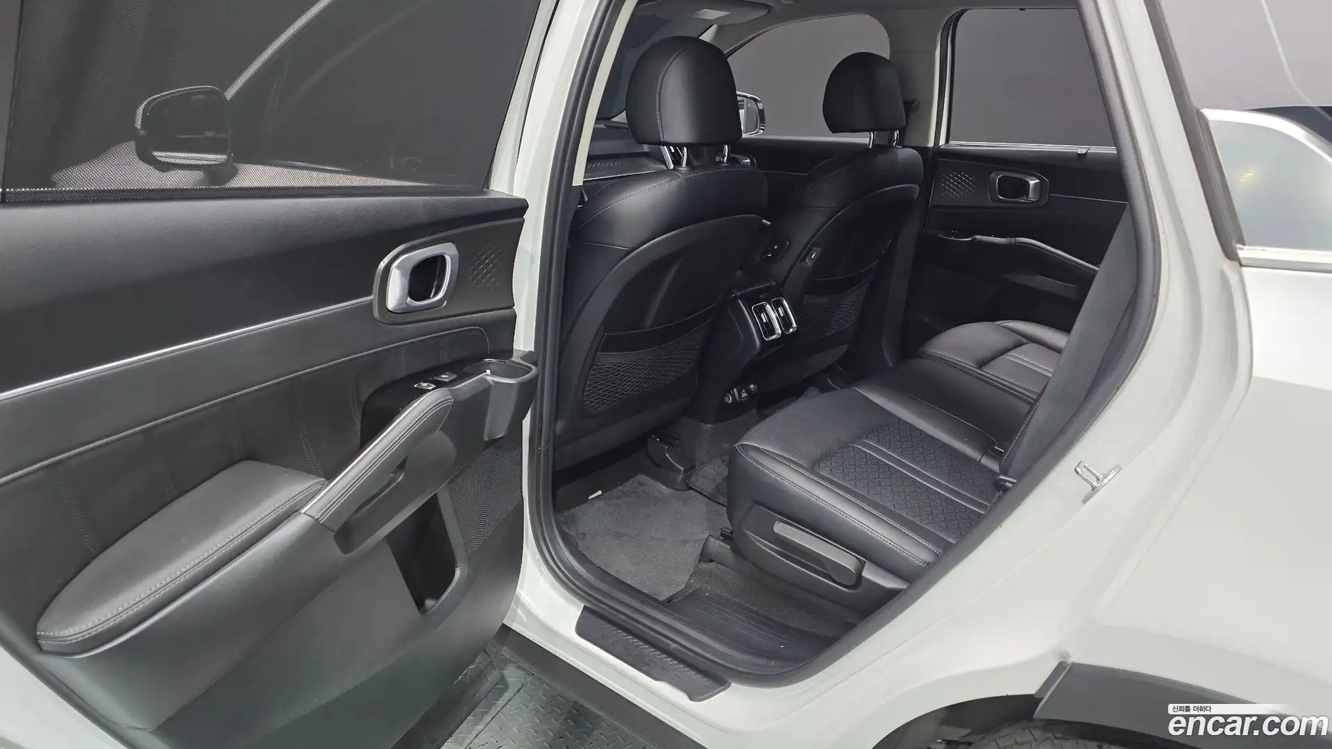 Sorento Kia 2023.6-OPTION-016