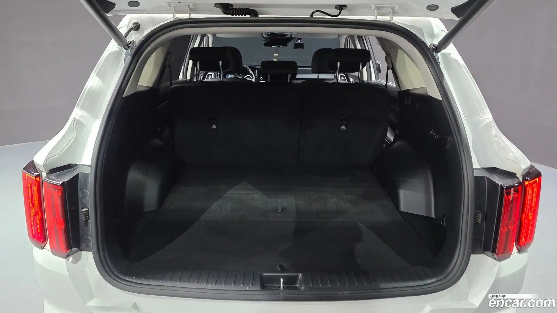 Sorento Kia 2023.6-OPTION-021