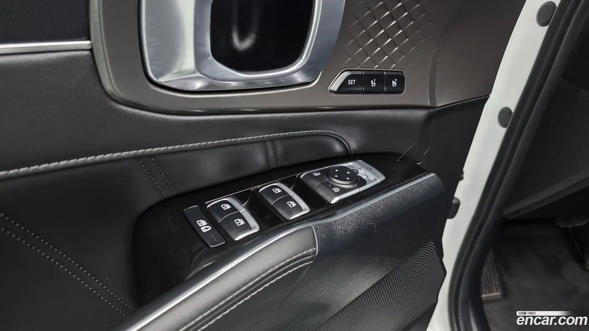 Sorento Kia 2023.6-OPTION-041