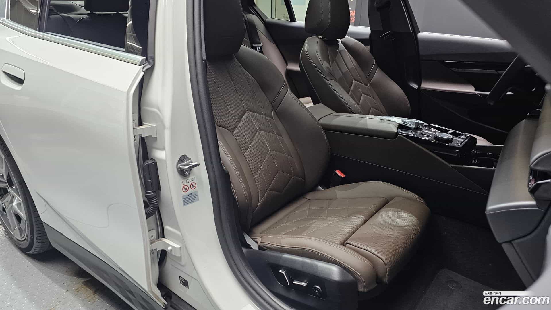 5-Series BMW 2024.3-INNER-036