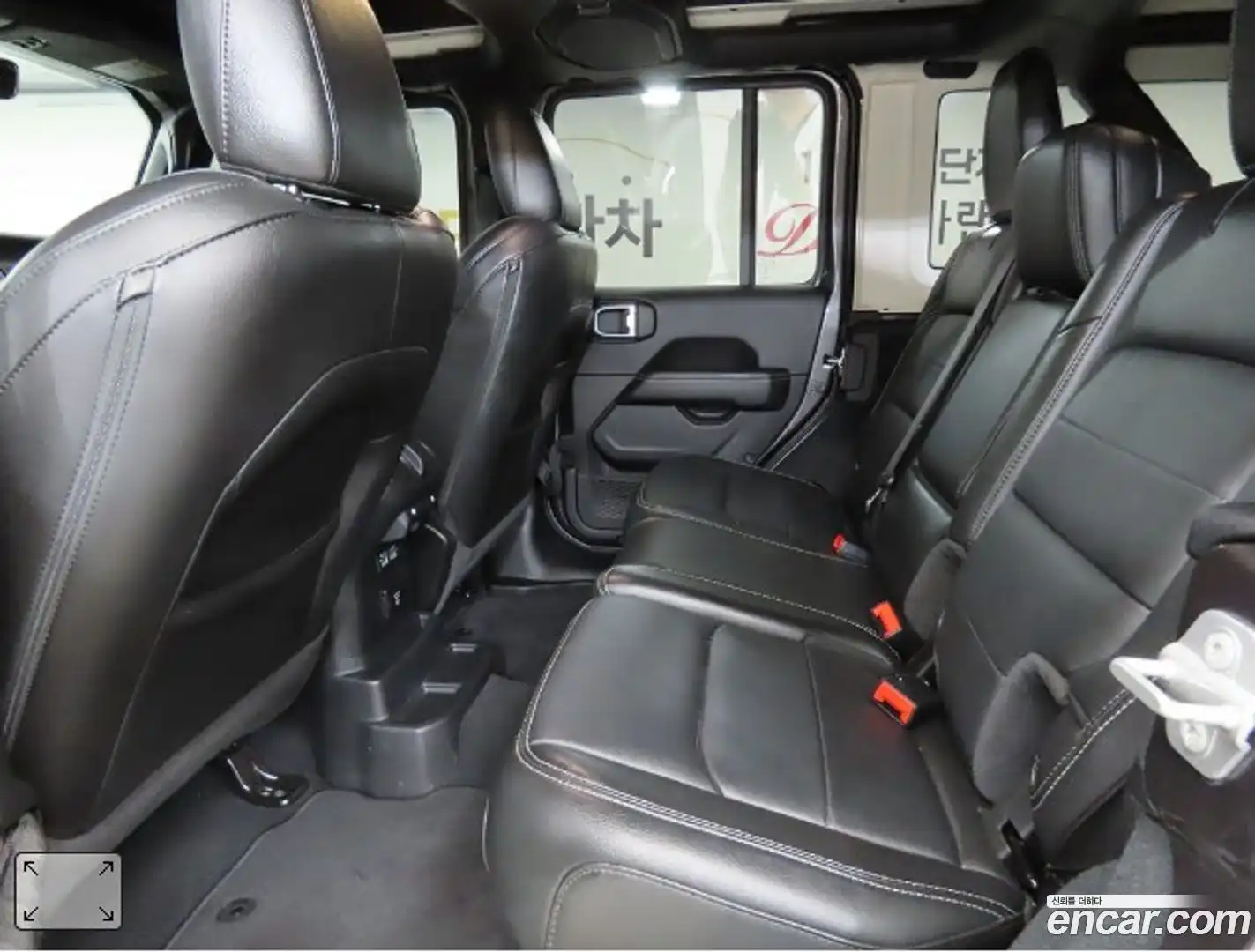 Wrangler Jeep 2022.6-OPTION-015